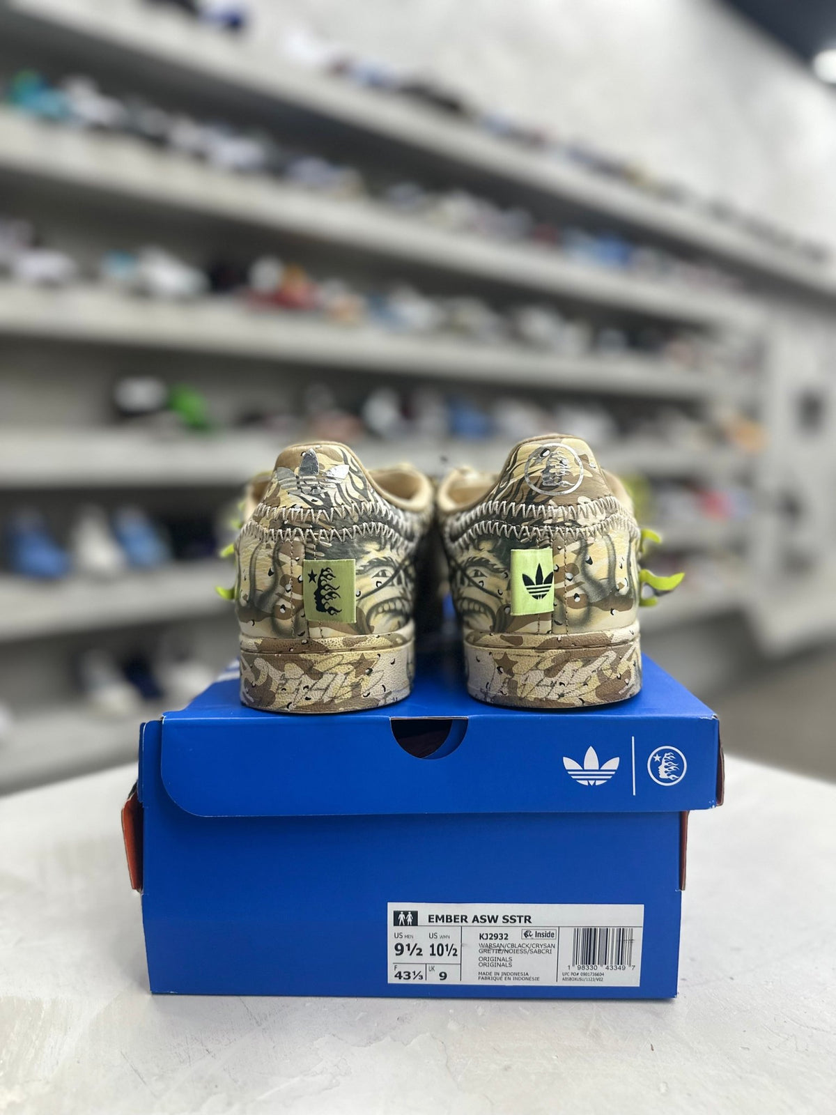 adidas Superstar Hellstar Desert Camo Sz 9.5 (PREOWNED) - Restock Aveadidas Superstar Hellstar Desert Camo Sz 9.5 (PREOWNED)Restock AveRestock Ave9.5Restock Ave