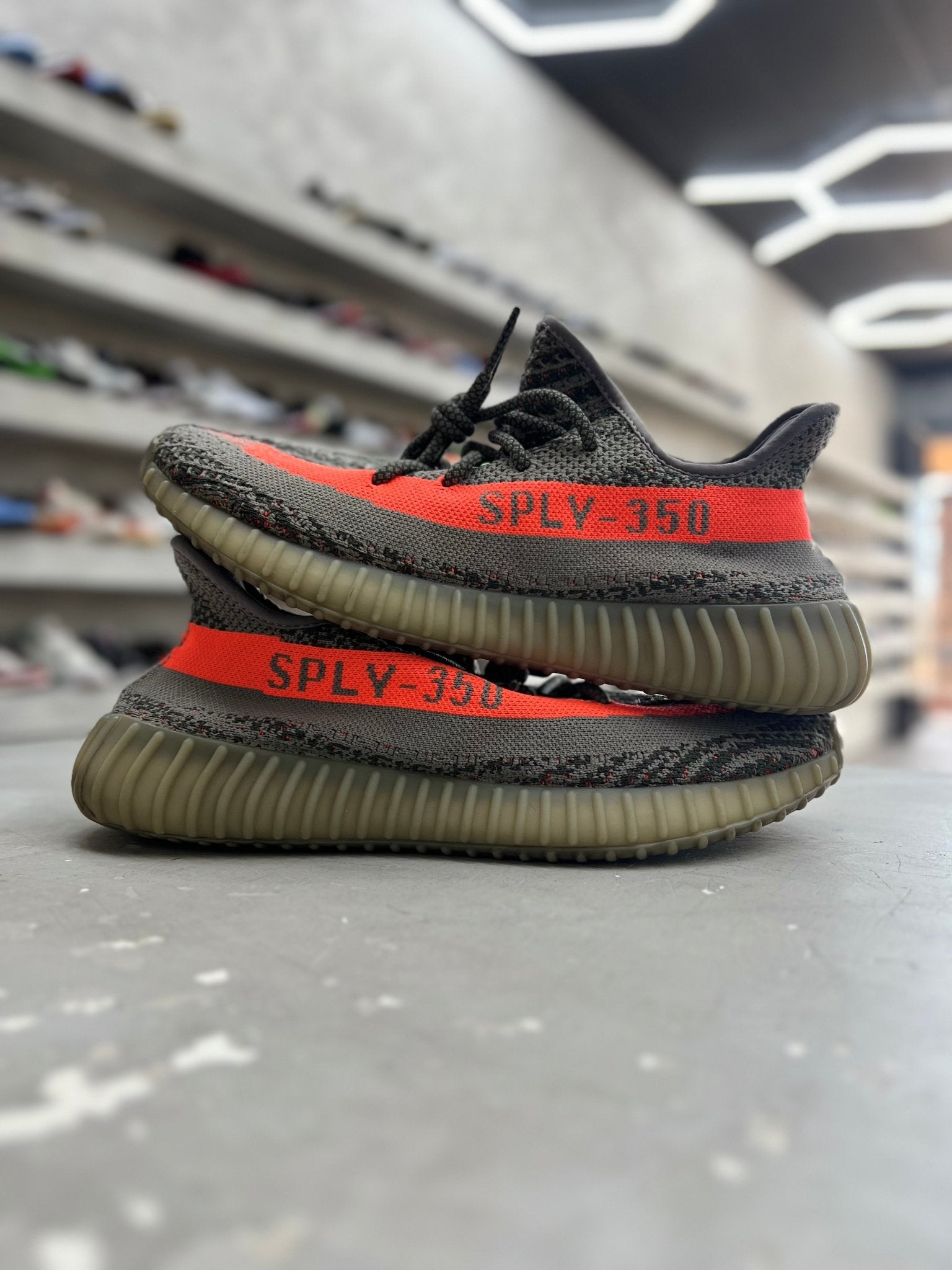 adidas Yeezy Boost 350 V2 Beluga Sz 9.5 (PREOWNED)(NO BOX) - Restock Aveadidas Yeezy Boost 350 V2 Beluga Sz 9.5 (PREOWNED)(NO BOX)Restock AveRestock Ave9.5Restock Ave