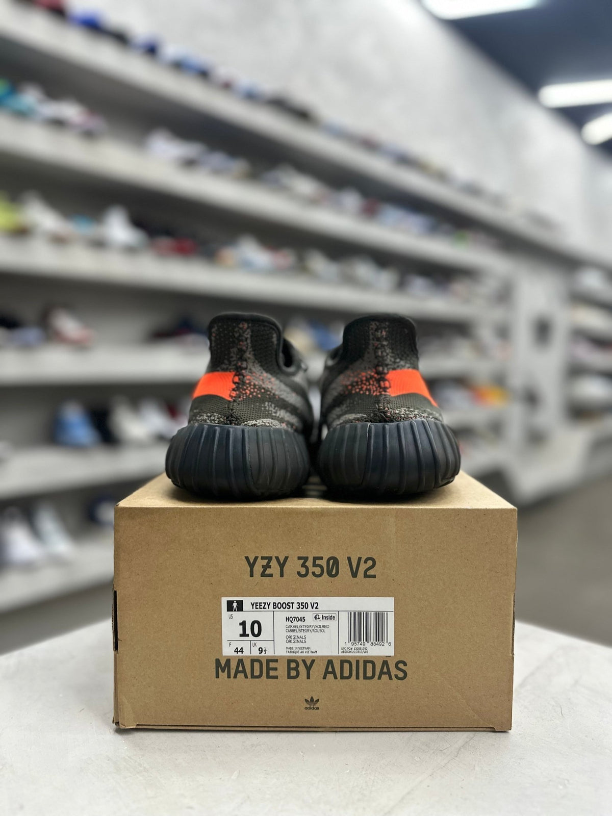 adidas Yeezy Boost 350 V2 Carbon Beluga Sz 10 (PREOWNED) - Restock Aveadidas Yeezy Boost 350 V2 Carbon Beluga Sz 10 (PREOWNED)Restock AveRestock Ave10Restock Ave