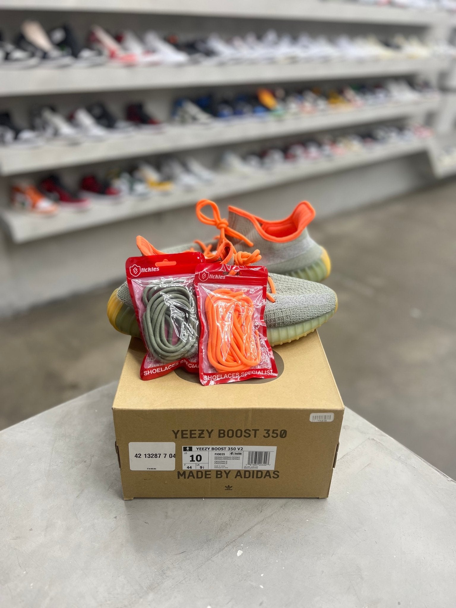 adidas Yeezy Boost 350 V2 Desert Sage Sz 10 (PREOWNED) - Restock Aveadidas Yeezy Boost 350 V2 Desert Sage Sz 10 (PREOWNED)Restock AveRestock Ave10Restock Ave