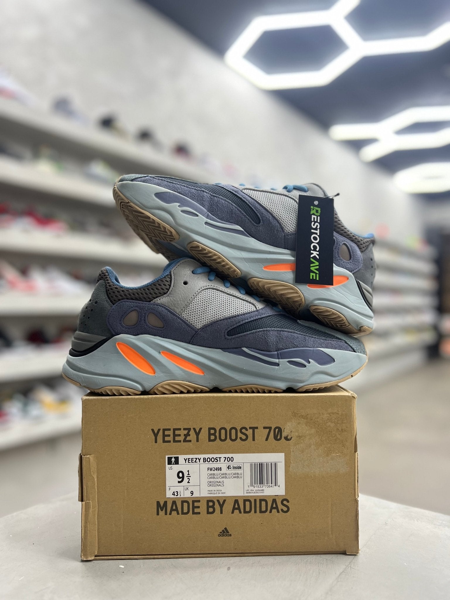 adidas Yeezy Boost 700 Carbon Blue Sz 9.5 (PREOWNED) - Restock Aveadidas Yeezy Boost 700 Carbon Blue Sz 9.5 (PREOWNED)Restock AveRestock Ave9.5Restock Ave