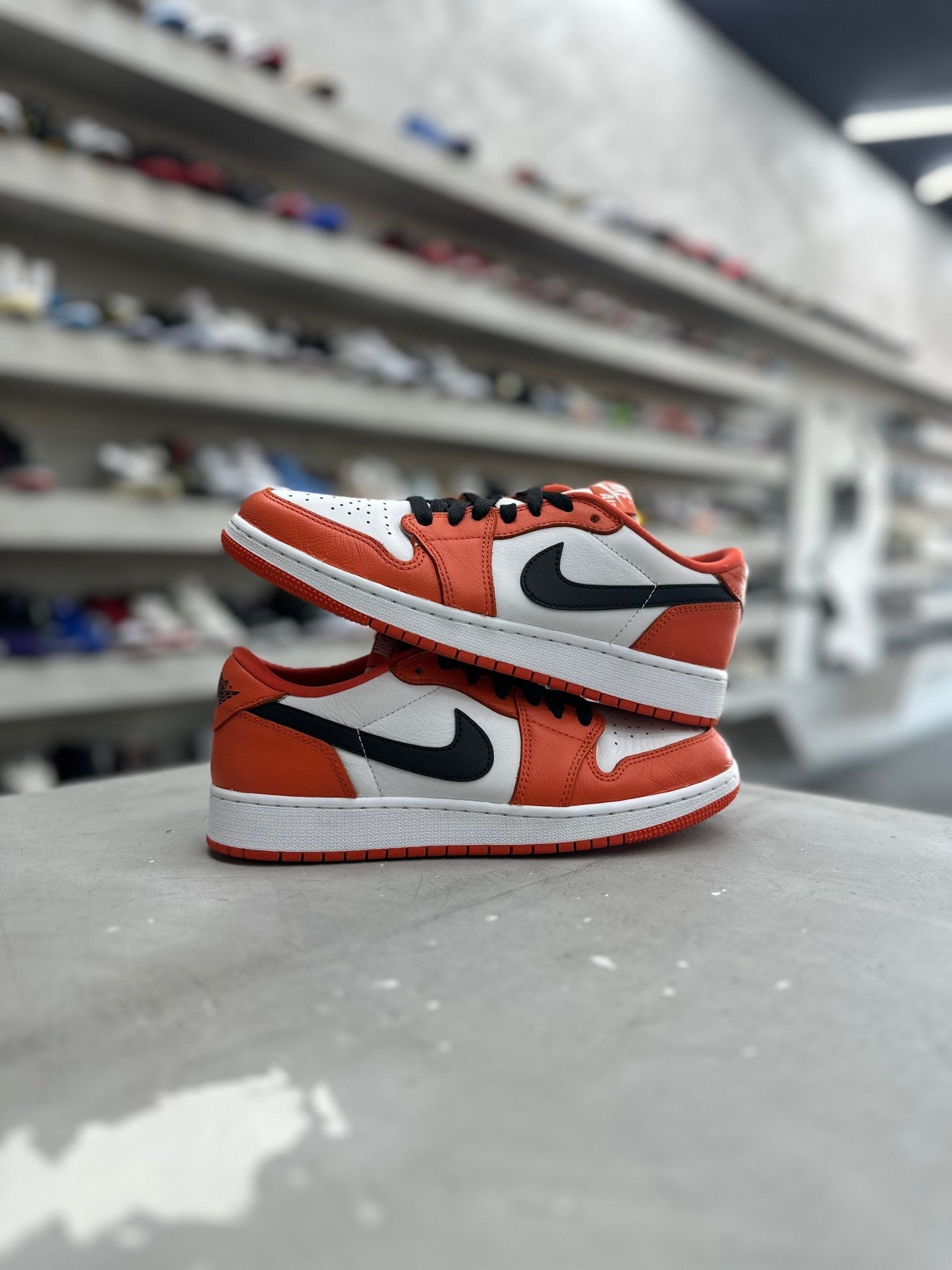 Jordan 1 Low OG Starfish Sz 6.5 (PREOWNED) (NO BOX) - Restock AveJordan 1 Low OG Starfish Sz 6.5 (PREOWNED) (NO BOX)Restock AveRestock Ave6.5Restock Ave