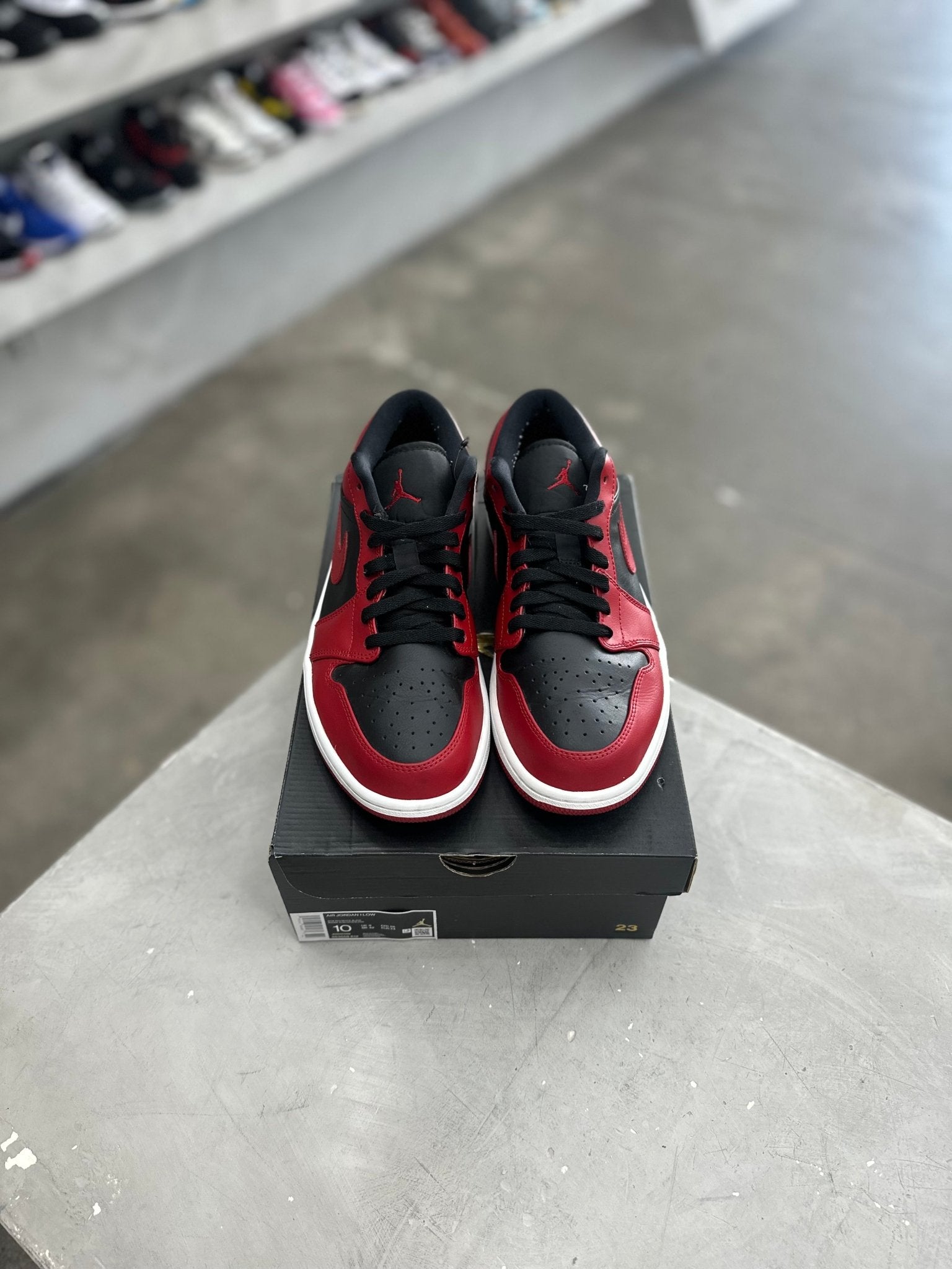 Jordan 1 Low Reverse Bred Sz 10 (PREOWNED) (REPLACEMENT BOX) - Restock AveJordan 1 Low Reverse Bred Sz 10 (PREOWNED) (REPLACEMENT BOX)Restock AveRestock Ave10Restock Ave
