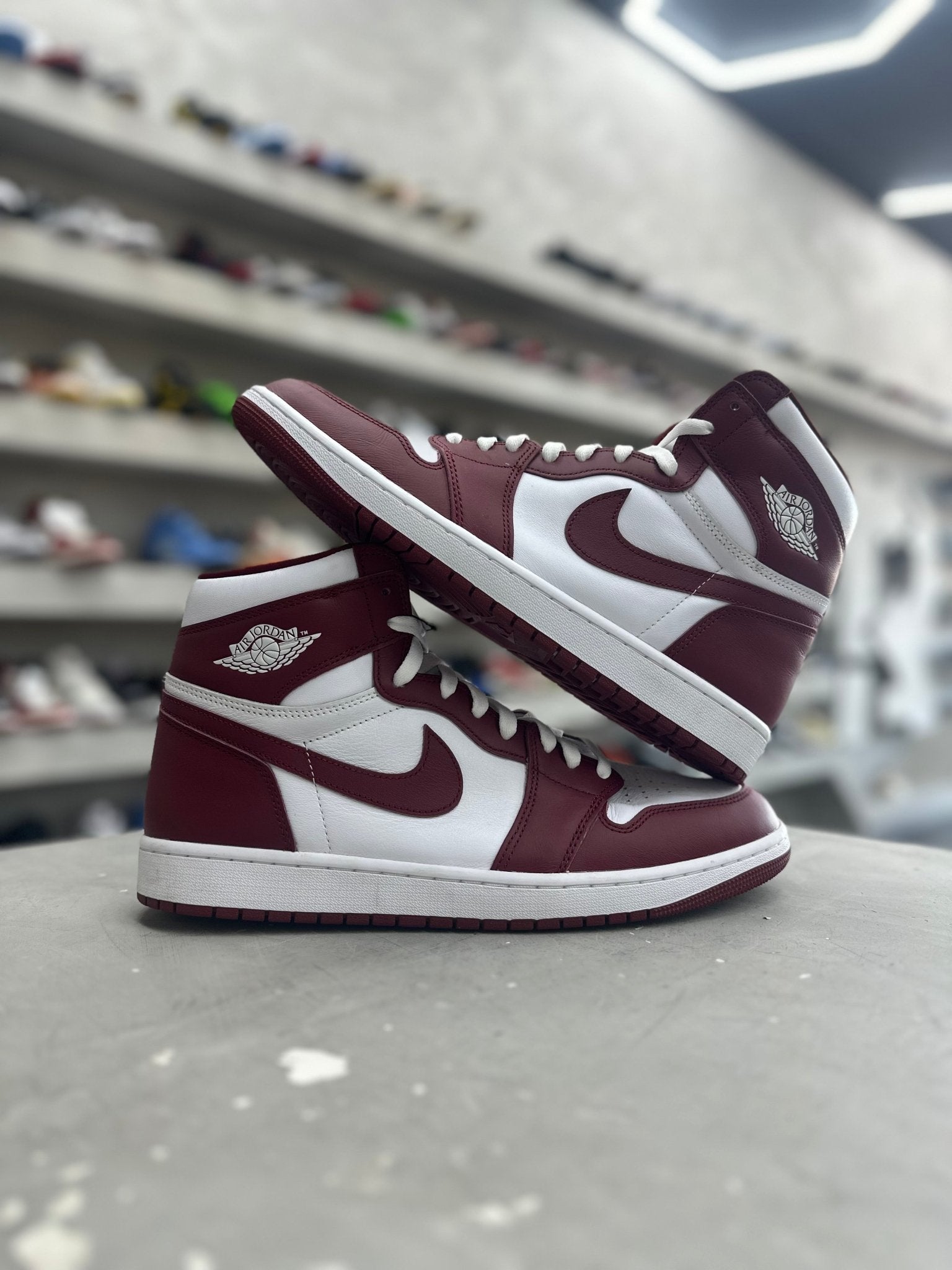 Jordan 1 Retro High OG Artisanal Team Red Sz 13 (PREOWNED)(NO BOX) - Restock AveJordan 1 Retro High OG Artisanal Team Red Sz 13 (PREOWNED)(NO BOX)Restock AveRestock Ave13Restock Ave