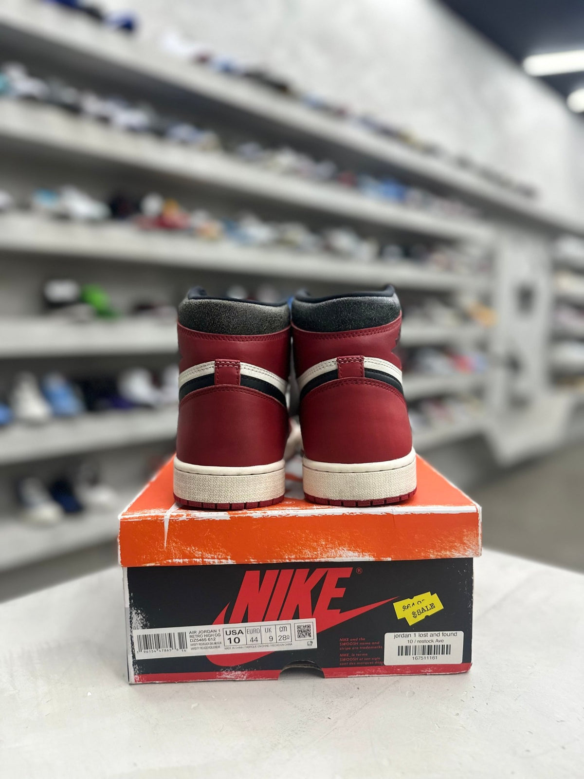 Jordan 1 Retro High OG Chicago Lost and Found Sz 10 (PREOWNED) - Restock AveJordan 1 Retro High OG Chicago Lost and Found Sz 10 (PREOWNED)Restock AveRestock Ave10Restock Ave
