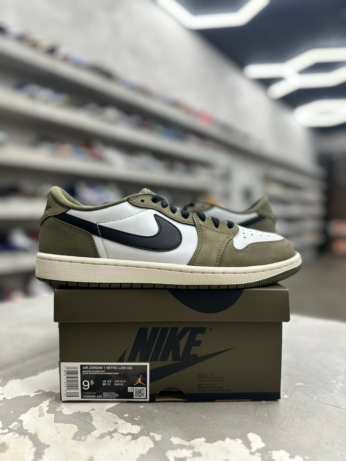 Jordan 1 Retro Low Medium Olive Sz 9.5 (PREOWNED) - Restock AveJordan 1 Retro Low Medium Olive Sz 9.5 (PREOWNED)Restock AveRestock Ave9.5Restock Ave