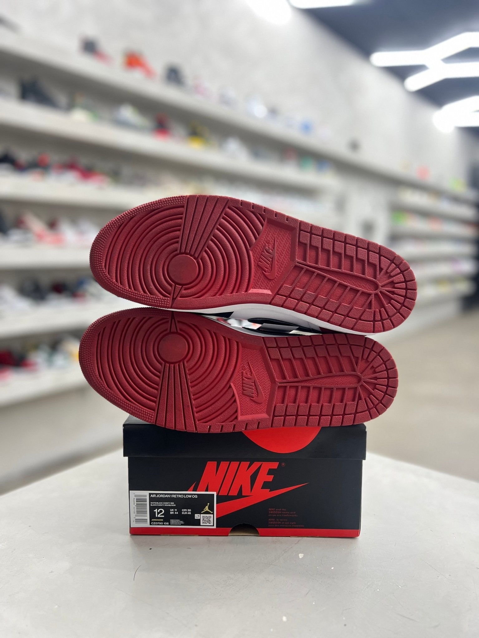 Jordan 1 Retro Low OG Black Toe Sz 12 (PREOWNED) - Restock AveJordan 1 Retro Low OG Black Toe Sz 12 (PREOWNED)Restock AveRestock Ave12Restock Ave