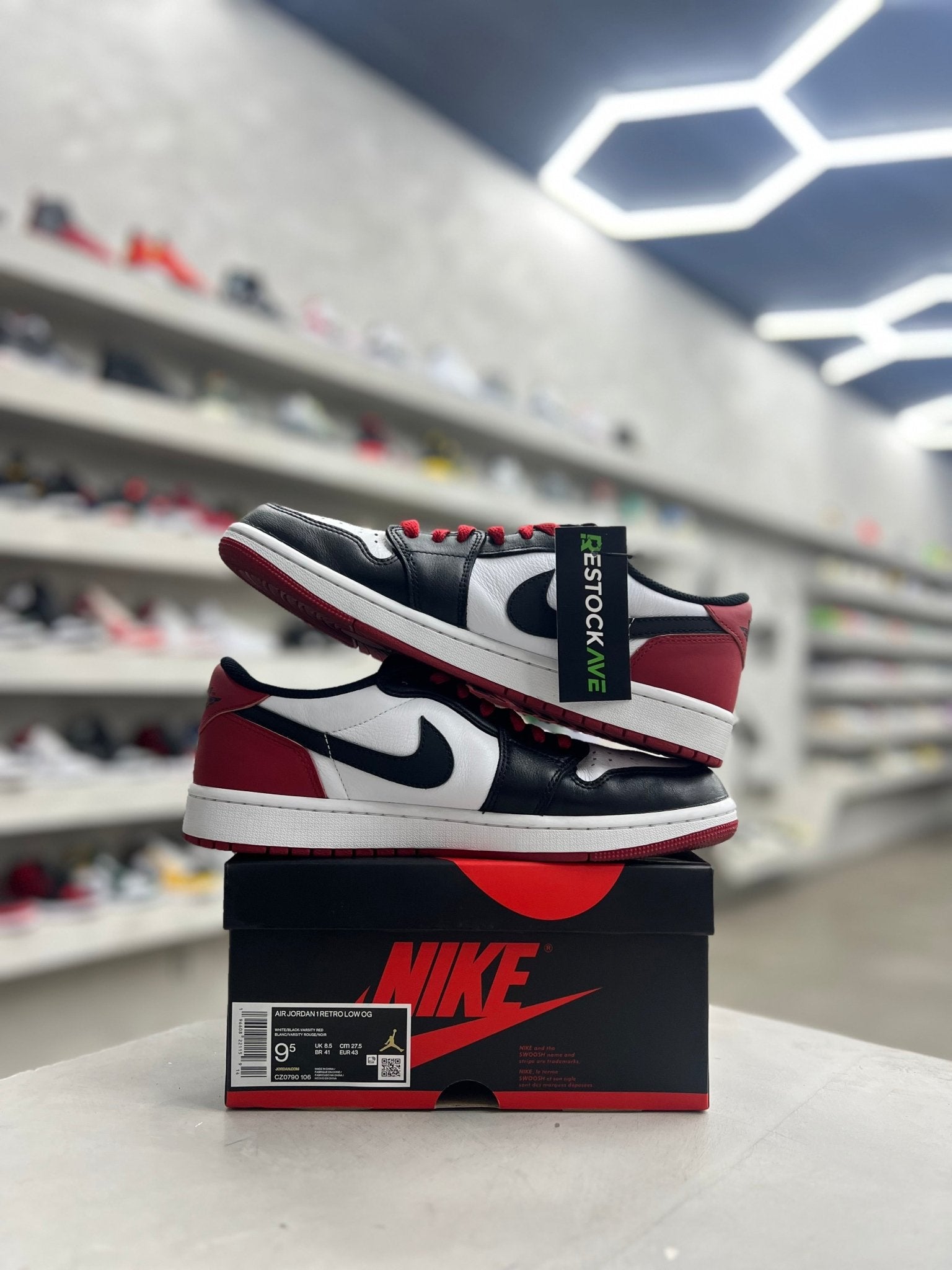 Jordan 1 Retro Low OG Black Toe Sz 9.5 (PREOWNED) - Restock AveJordan 1 Retro Low OG Black Toe Sz 9.5 (PREOWNED)Restock AveRestock Ave9.5Restock Ave