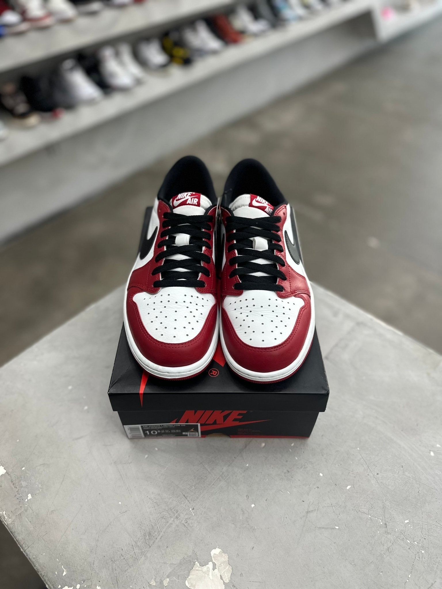 Jordan 1 Retro Low OG Chicago Sz 10.5 (PREOWNED) - Restock AveJordan 1 Retro Low OG Chicago Sz 10.5 (PREOWNED)Restock AveRestock Ave10.5Restock Ave