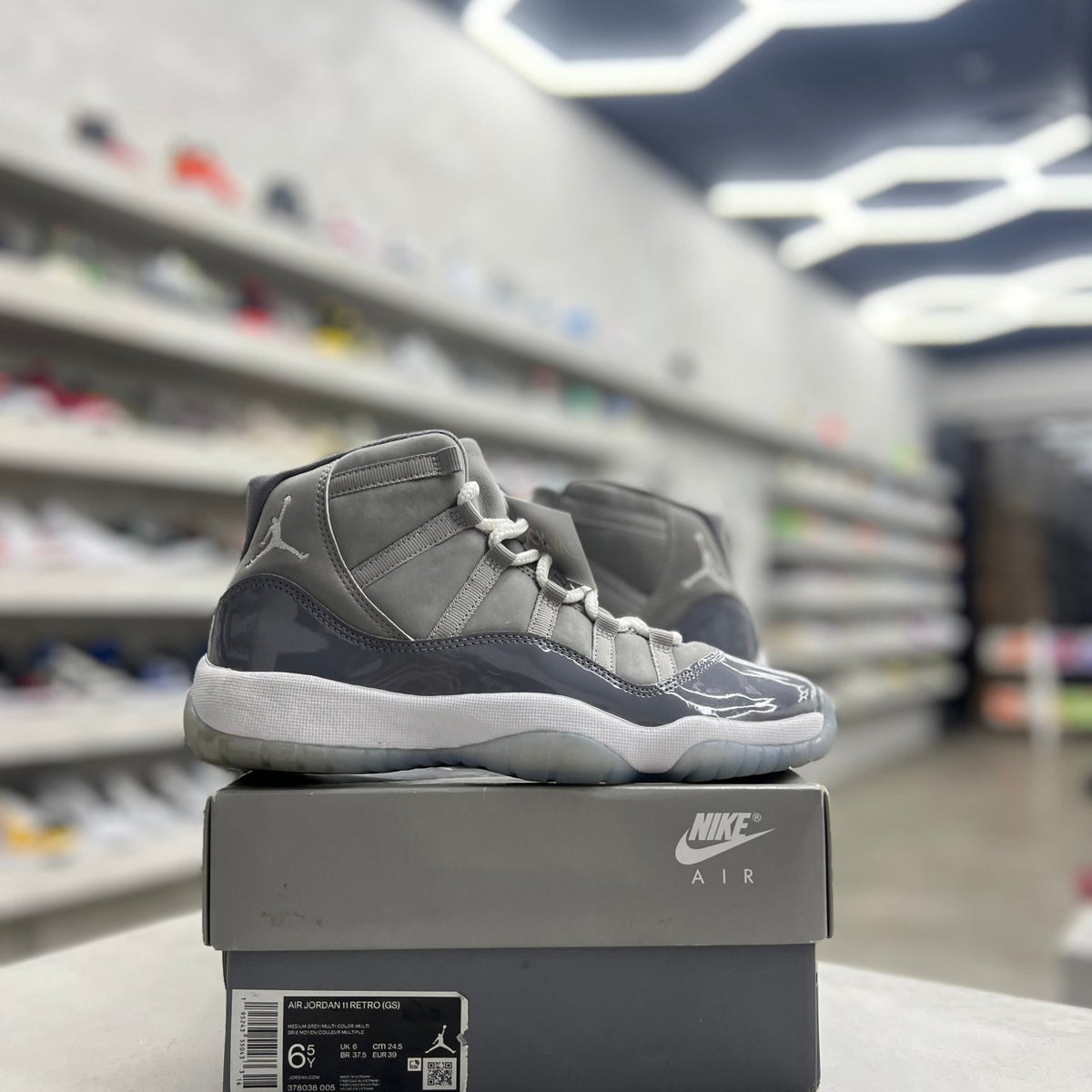 jordan-11-retro-cool-grey-sz- 