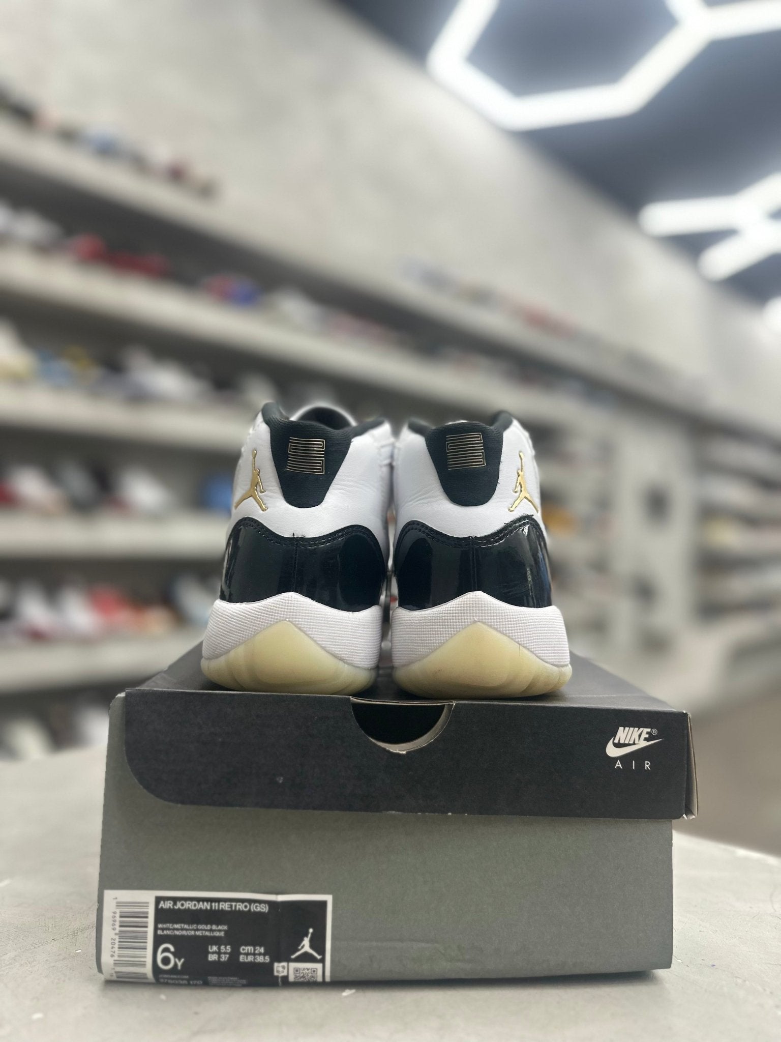 Jordan 11 Retro DMP Gratitude Sz 6 (PREOWNED) - Restock AveJordan 11 Retro DMP Gratitude Sz 6 (PREOWNED)Restock AveRestock Ave6Restock Ave
