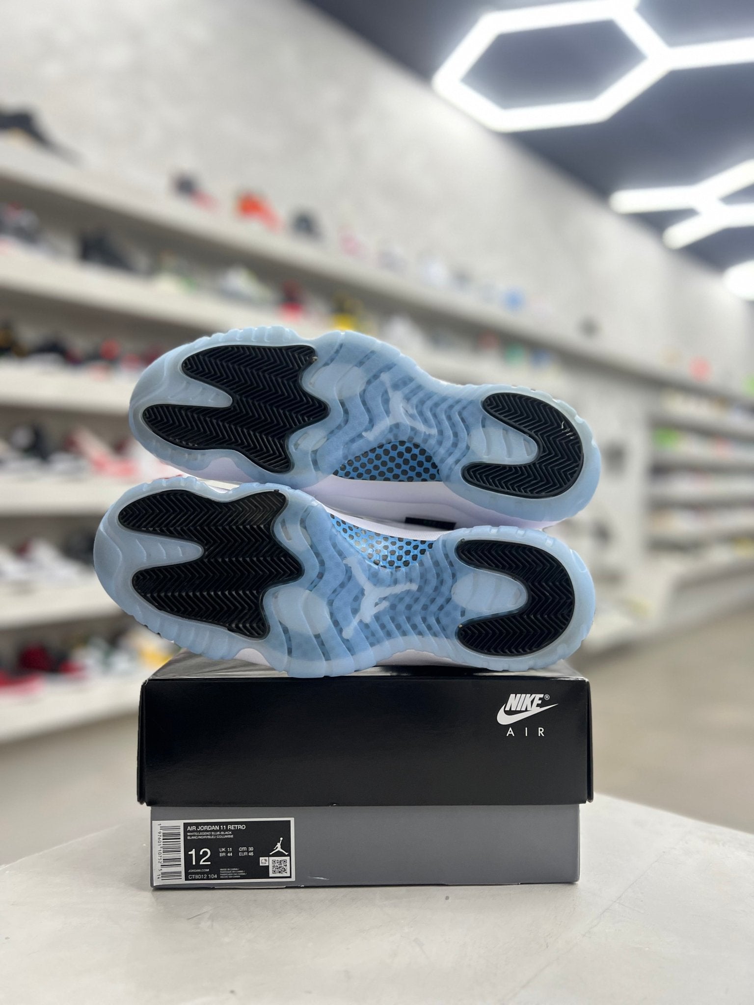 Jordan 11 Retro Legend Blue Sz 12 (PREOWNED) - Restock AveJordan 11 Retro Legend Blue Sz 12 (PREOWNED)Restock AveRestock Ave12Restock Ave