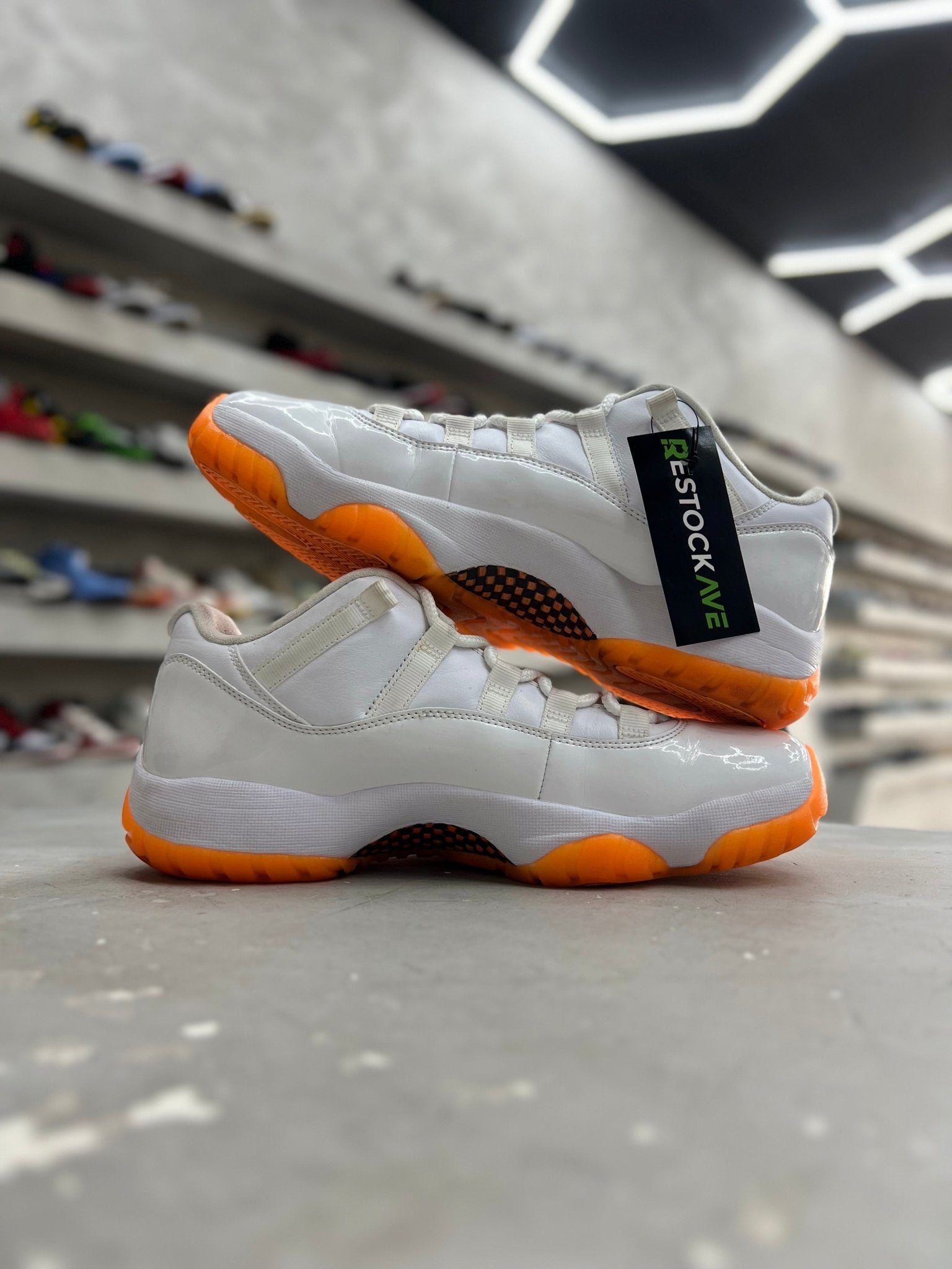 Jordan 11 Retro Low Citrus Sz w11/9.5 (PREOWNED)(NO BOX) - Restock AveJordan 11 Retro Low Citrus Sz w11/9.5 (PREOWNED)(NO BOX)Restock AveRestock Avew11/9.5menRestock Ave