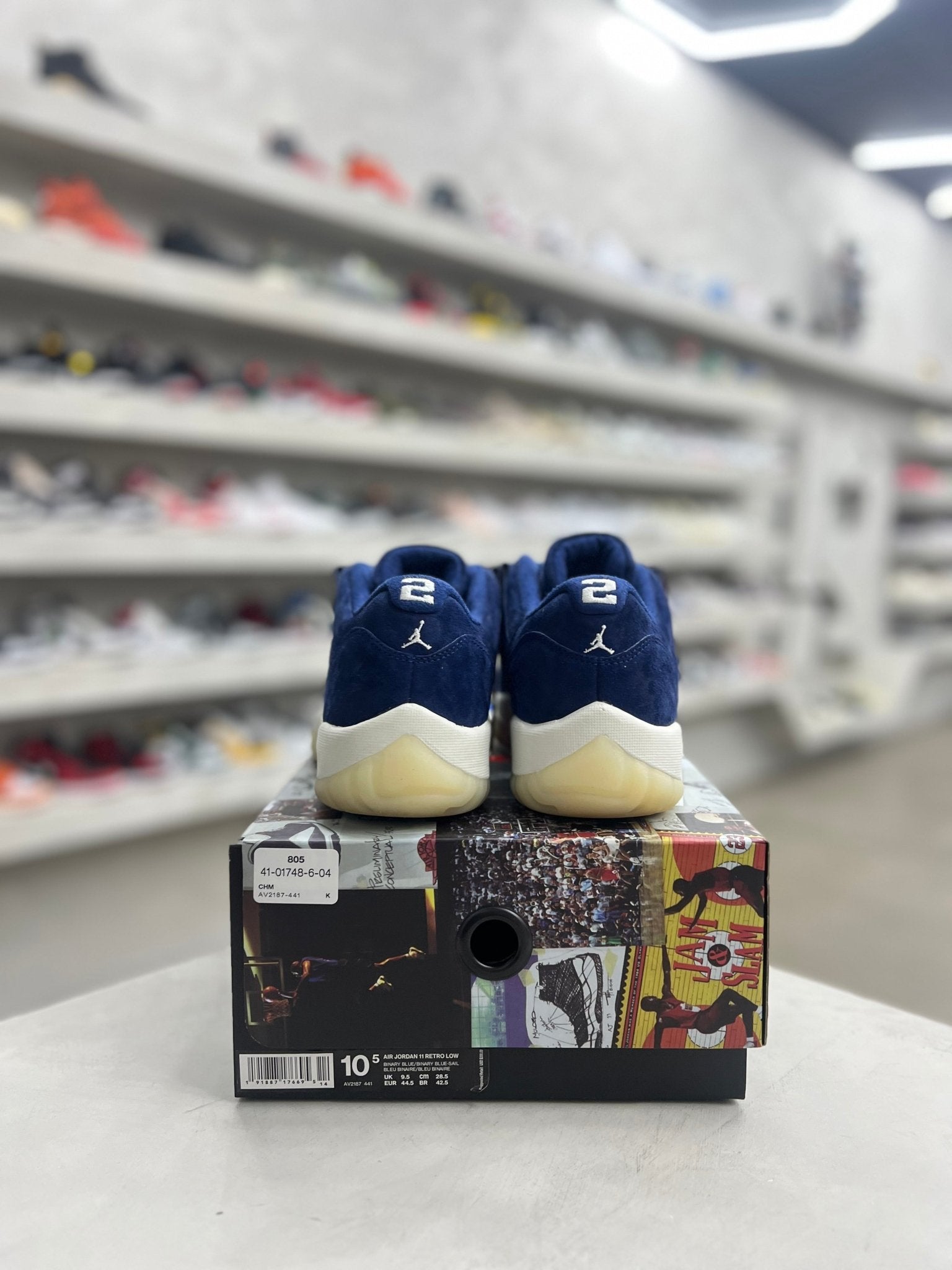 Jordan 11 Retro Low Derek Jeter REPECT Sz 10.5 (PREOWNED) - Restock AveJordan 11 Retro Low Derek Jeter REPECT Sz 10.5 (PREOWNED)Restock AveRestock Ave10.5Restock Ave