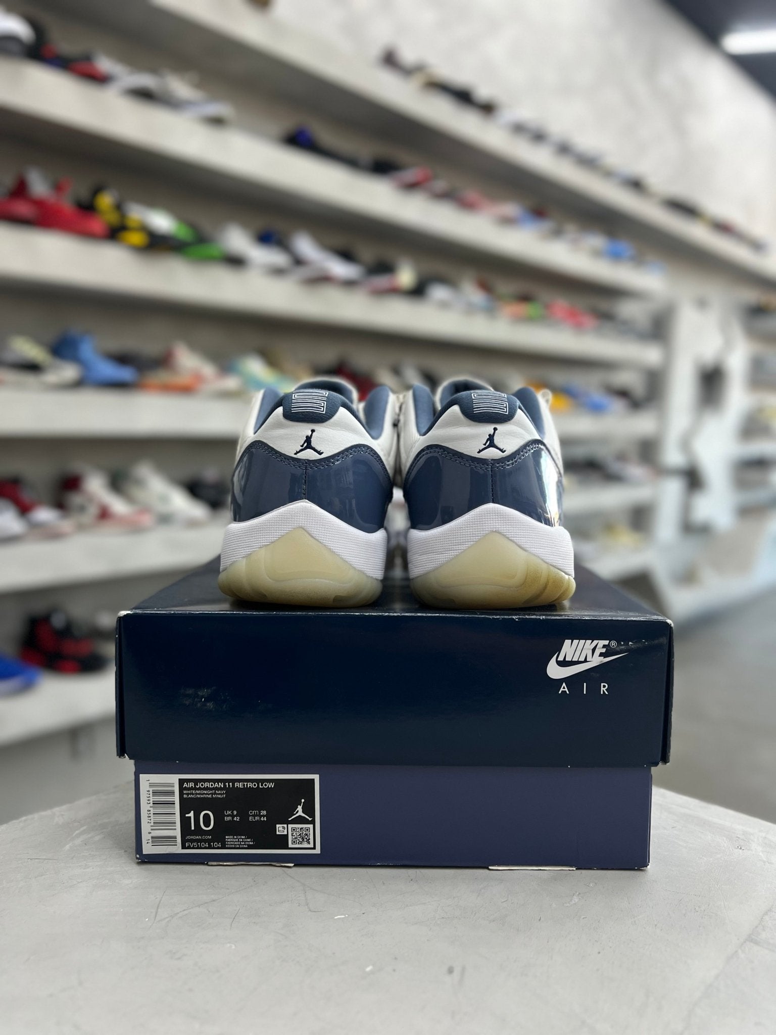 Jordan 11 Retro Low Diffused Blue Sz 10 (PREOWNED) - Restock AveJordan 11 Retro Low Diffused Blue Sz 10 (PREOWNED)Restock AveRestock Ave10Restock Ave
