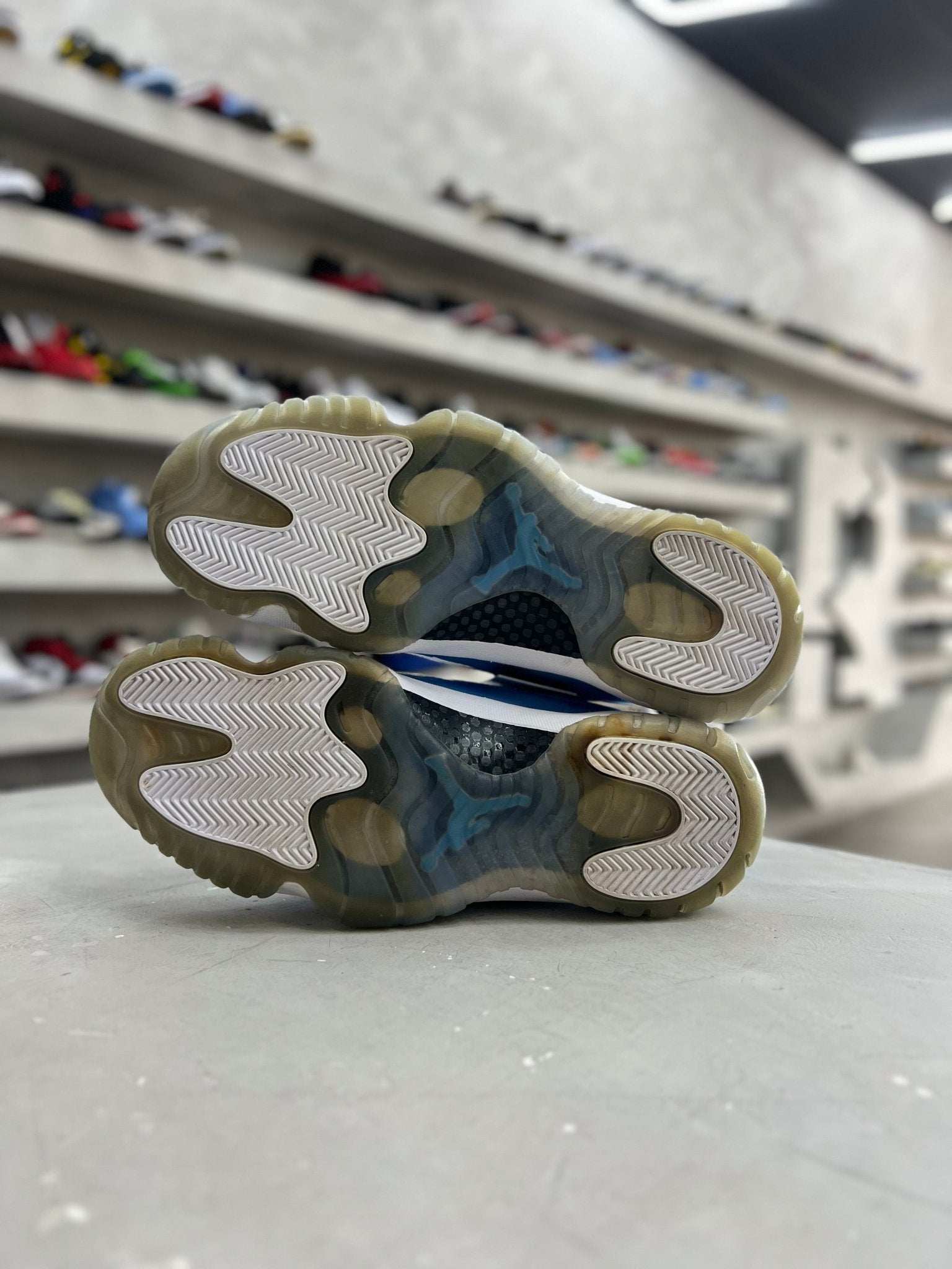 Jordan 11 Retro Pantone Sz 10 (PREOWNED)(NO BOX) - Restock AveJordan 11 Retro Pantone Sz 10 (PREOWNED)(NO BOX)Restock AveRestock Ave10Restock Ave