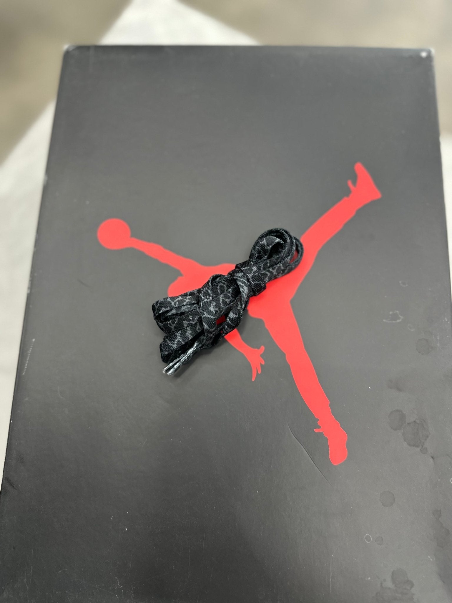 Jordan 3 Retro Black Cat Sz 8.5 (PREOWNED) - Restock AveJordan 3 Retro Black Cat Sz 8.5 (PREOWNED)Restock AveRestock Ave8.530180723Restock Ave