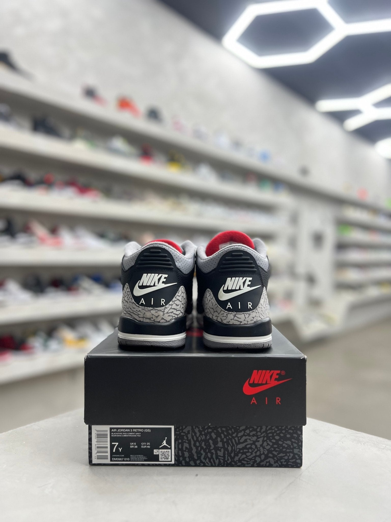 Jordan 3 Retro Black Cement Sz 7Y (PREOWNED) - Restock AveJordan 3 Retro Black Cement Sz 7Y (PREOWNED)Restock AveRestock Ave7yRestock Ave