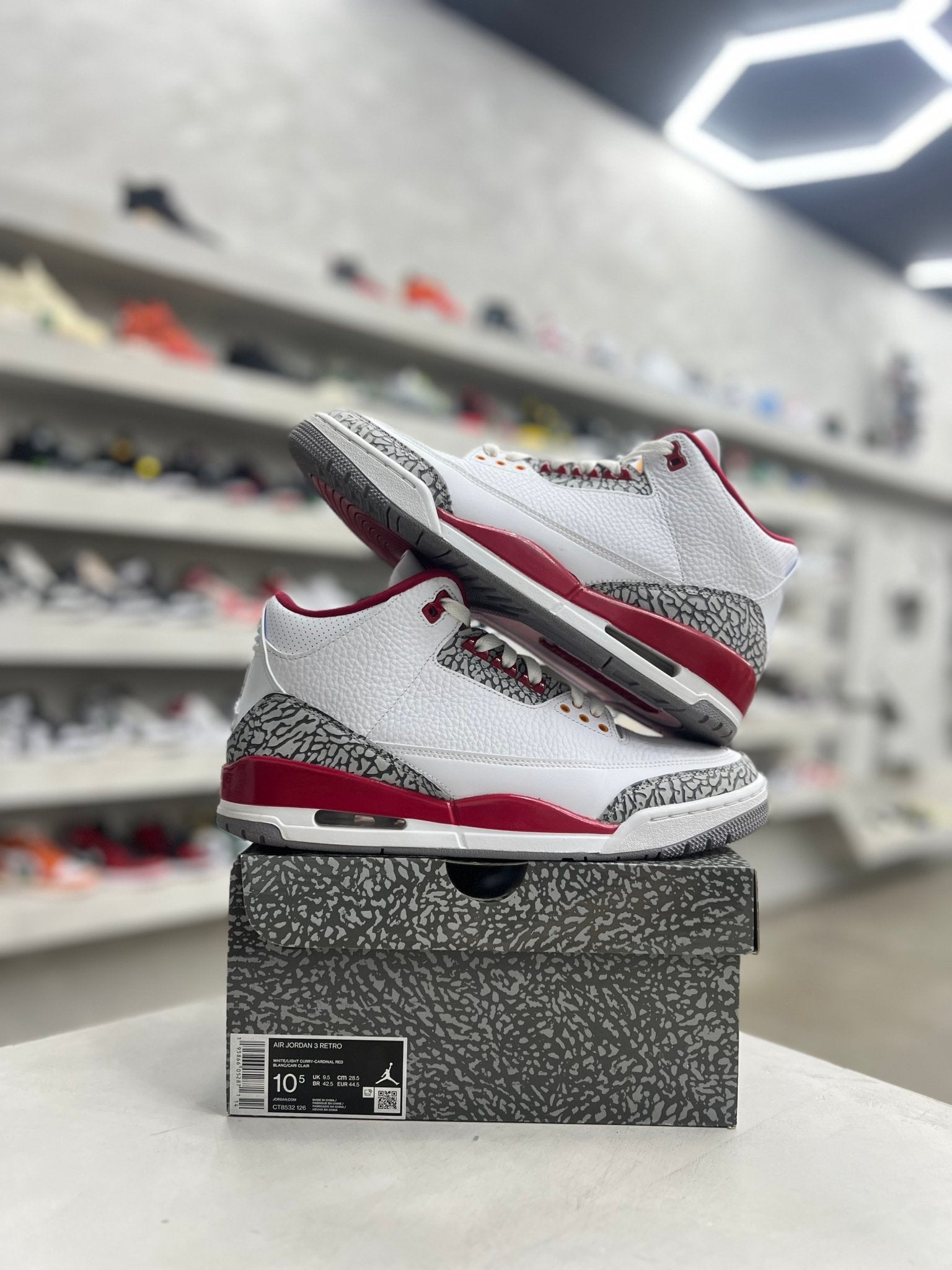 Jordan 3 Retro Cardinal Red Sz 10.5 (PREOWNED - Restock AveJordan 3 Retro Cardinal Red Sz 10.5 (PREOWNEDRestock AveRestock Ave10.5Restock Ave