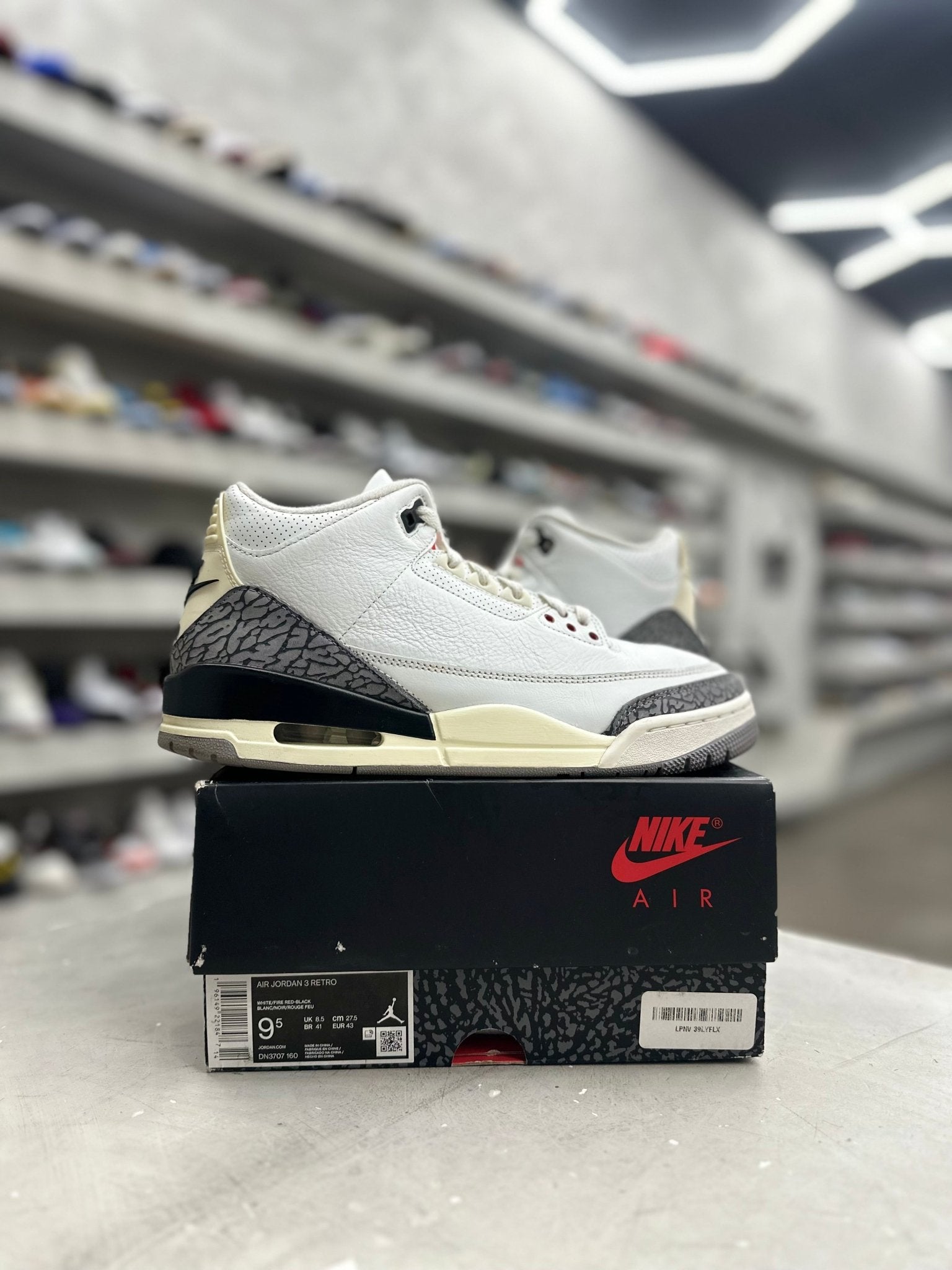 Jordan 3 Retro White Cement Reimagined as 9.5 (PREOWNED)(REPLACEMENT BOX) - Restock AveJordan 3 Retro White Cement Reimagined as 9.5 (PREOWNED)(REPLACEMENT BOX)Restock AveRestock Ave9.5Restock Ave