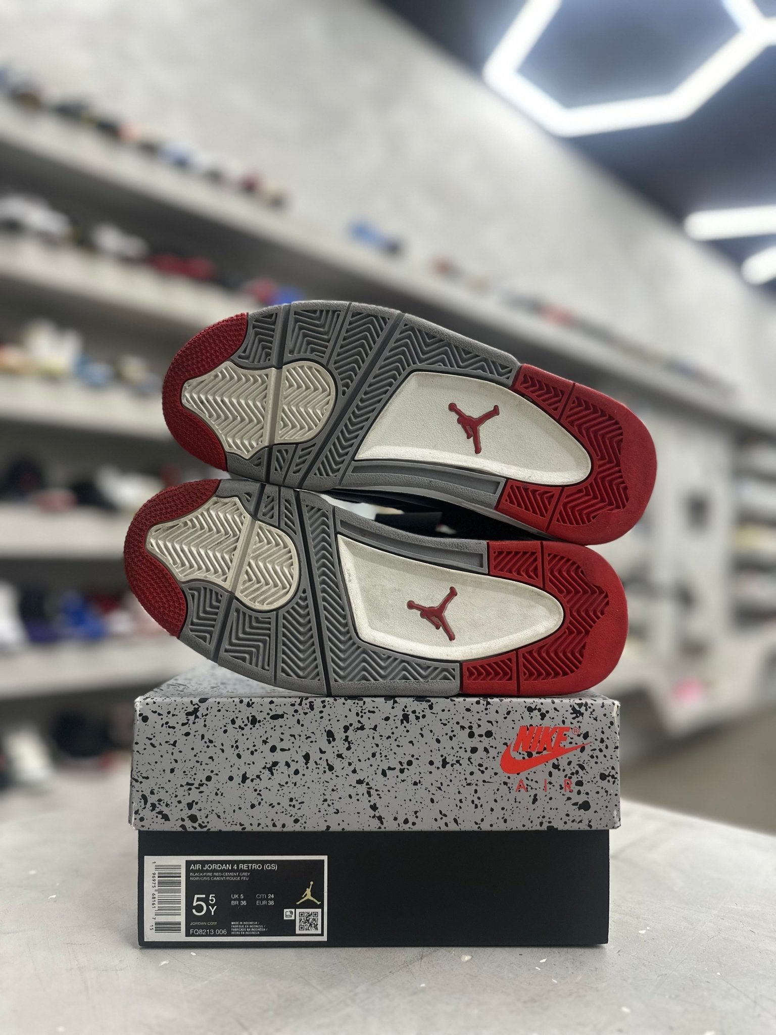 Jordan 4 Retro Bred Reimagined Sz 5.5 (PREOWNED) - Restock AveJordan 4 Retro Bred Reimagined Sz 5.5 (PREOWNED)Restock AveRestock Ave5.5Restock Ave
