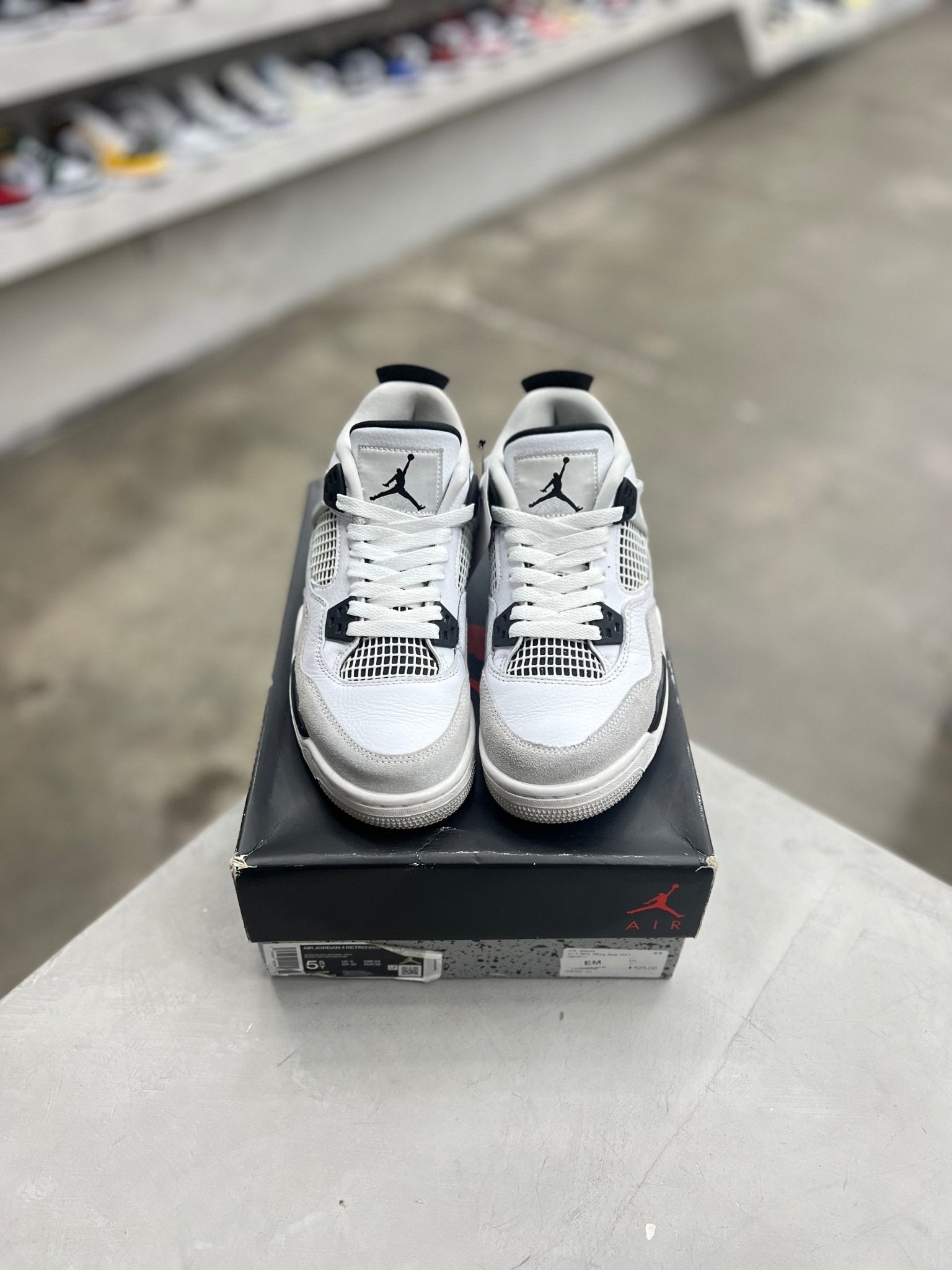 Jordan 4 Retro Military Black Sz 5.5Y (PREOWNED) - Restock AveJordan 4 Retro Military Black Sz 5.5Y (PREOWNED)Restock AveRestock Ave5.5yRestock Ave