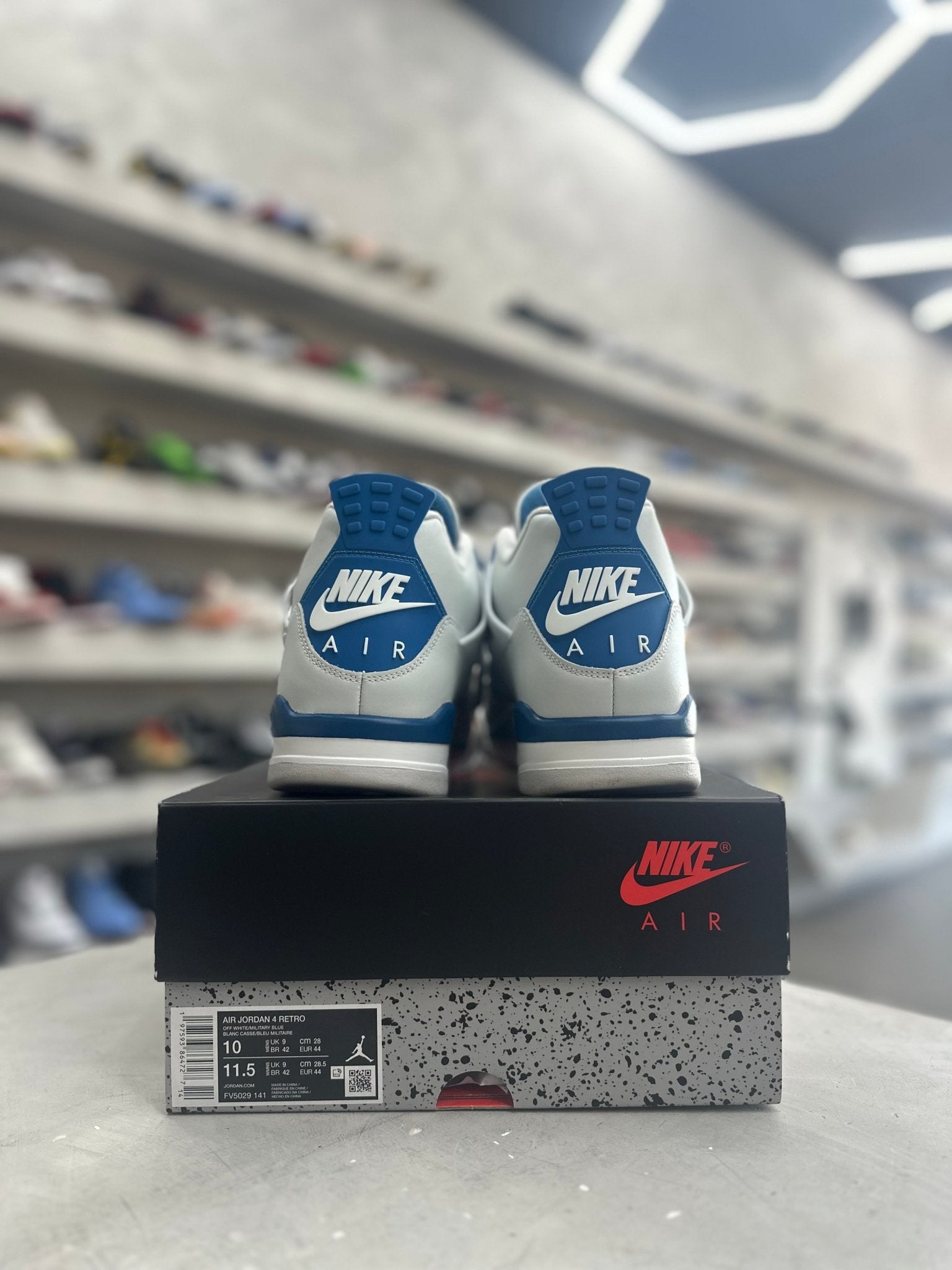 Jordan 4 Retro Military Blue Sz 10 (PREOWNED) - Restock AveJordan 4 Retro Military Blue Sz 10 (PREOWNED)Restock AveRestock Ave1033109875Restock Ave