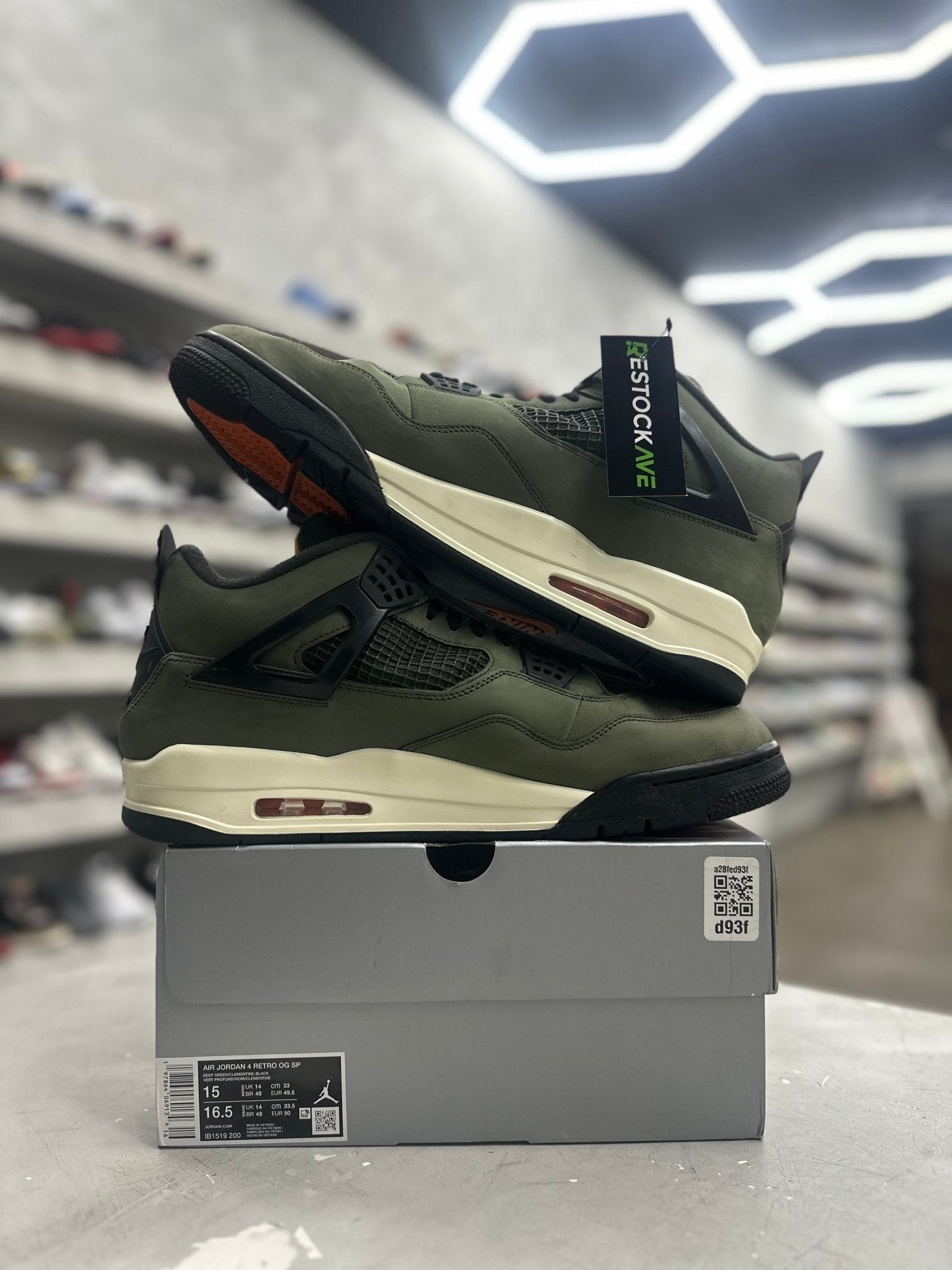 Jordan 4 Retro OG SP Undefeated Sz 15 (PREOWNED) - Restock AveJordan 4 Retro OG SP Undefeated Sz 15 (PREOWNED)Restock AveRestock Ave15Restock Ave