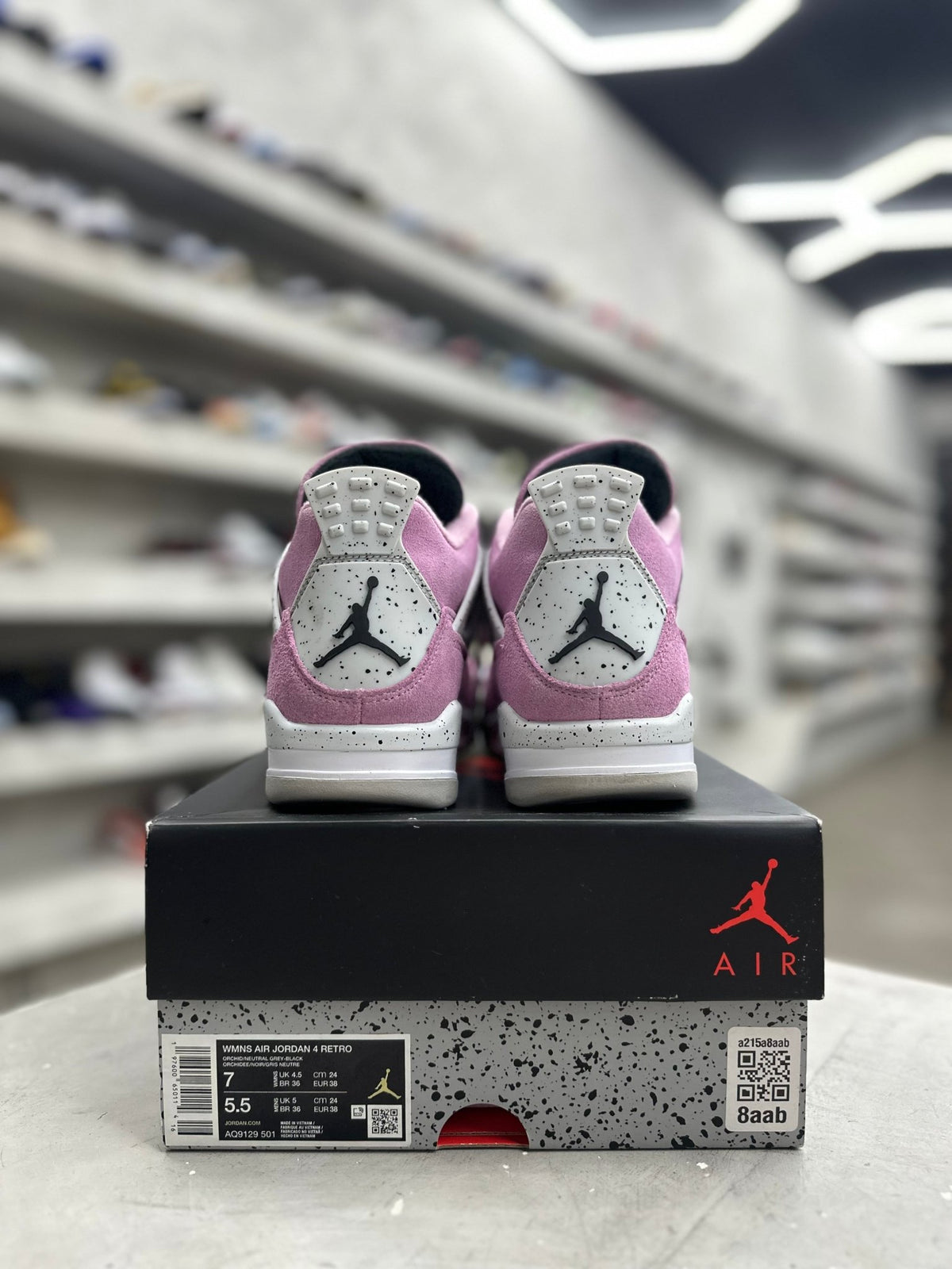 Jordan 4 Retro Orchid Sz w7/5.5 (PREOWNED) - Restock AveJordan 4 Retro Orchid Sz w7/5.5 (PREOWNED)Restock AveRestock Avew7 / 5.5yRestock Ave