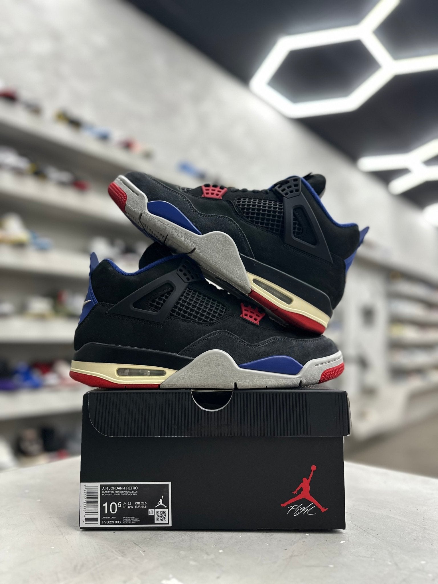 Jordan 4 Retro Rare Air Sz 10.5 (PREOWNED) - Restock AveJordan 4 Retro Rare Air Sz 10.5 (PREOWNED)Restock AveRestock Ave10.515218291Restock Ave