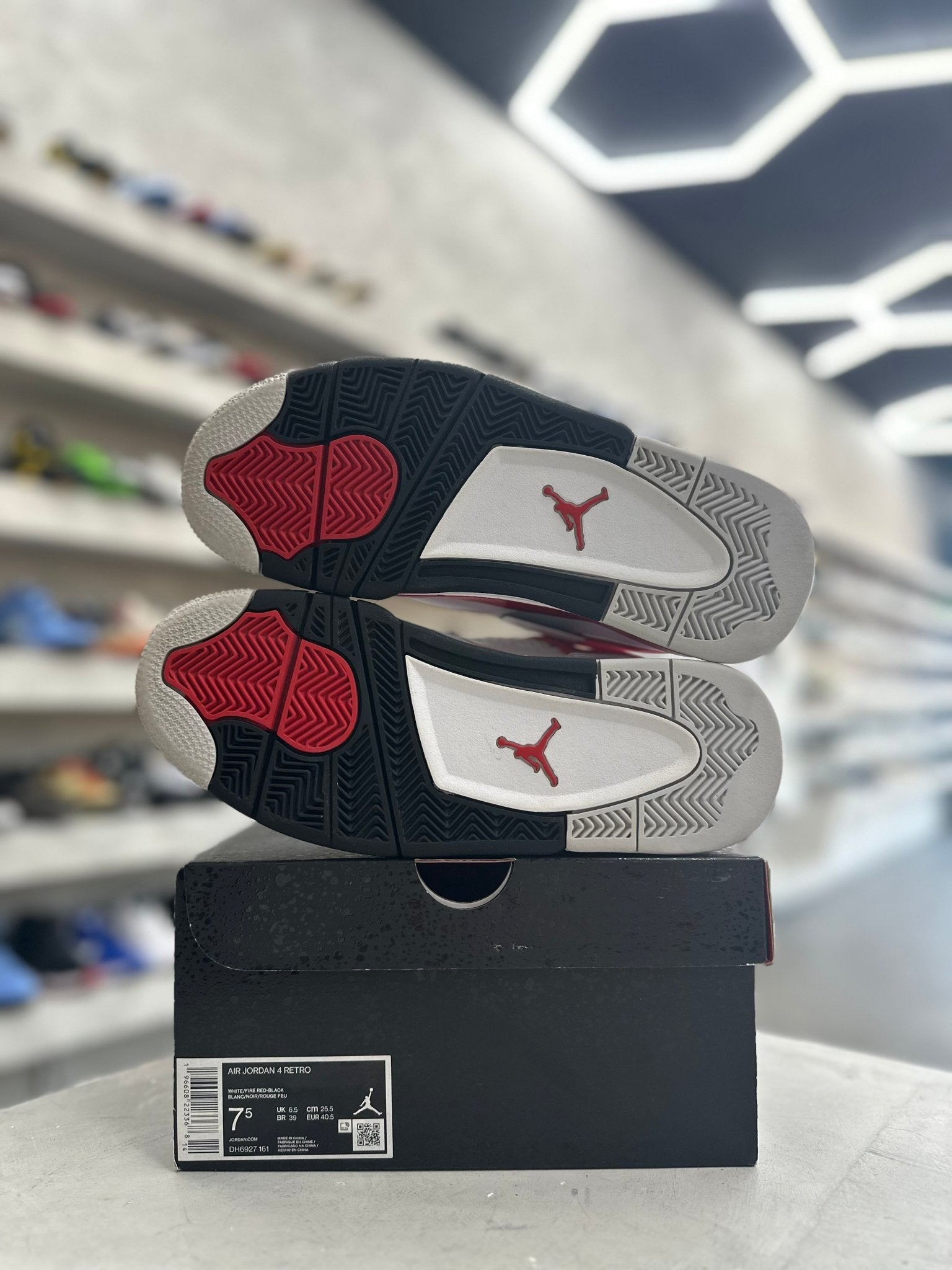 Jordan 4 Retro Red Cement Sz 7.5 (PREOWNED) - Restock AveJordan 4 Retro Red Cement Sz 7.5 (PREOWNED)Restock AveRestock Ave7.5Restock Ave