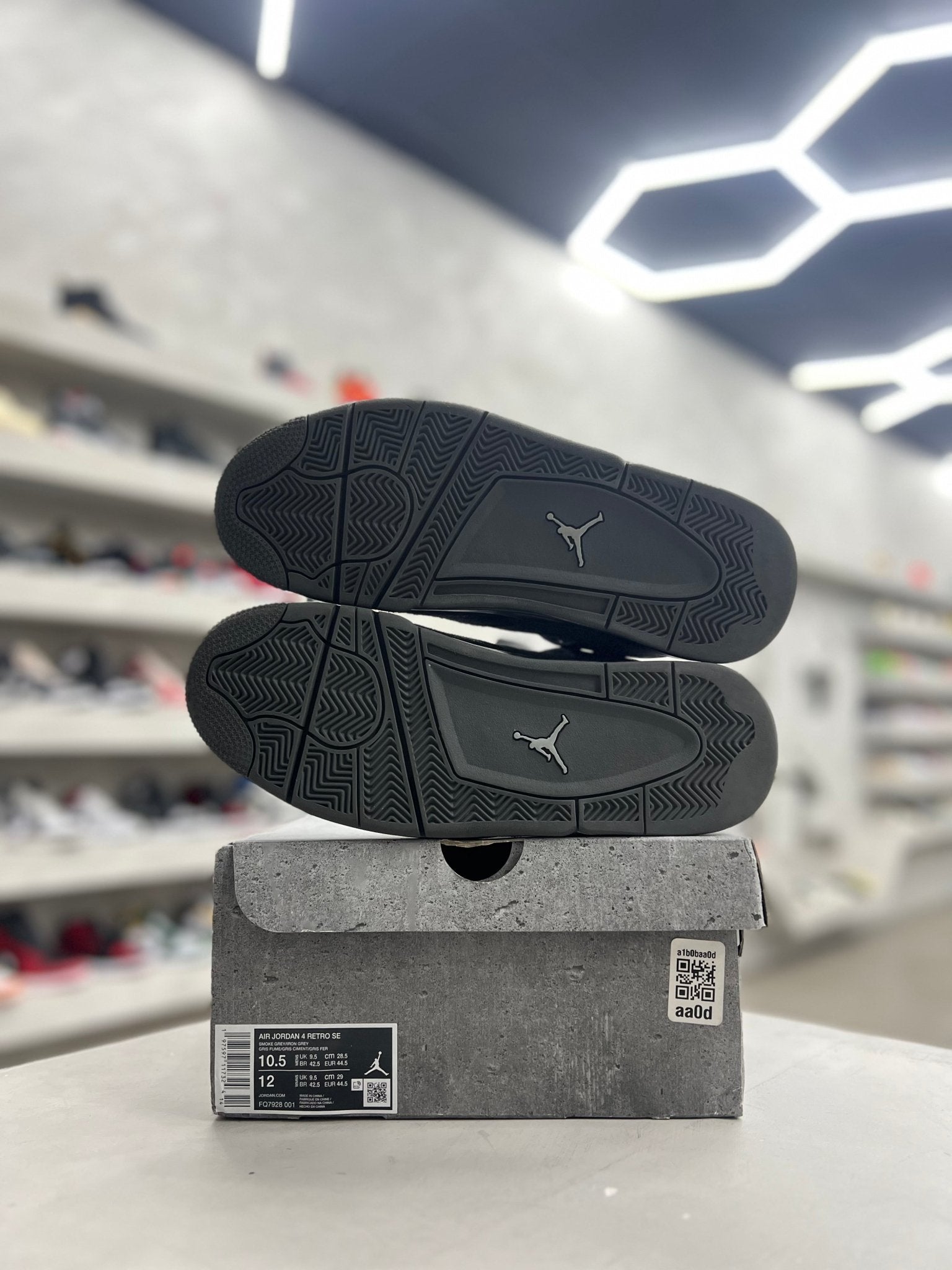 Jordan 4 Retro SE Paris Olympics Wet Cement Sz 10.5 (PREOWNED) - Restock AveJordan 4 Retro SE Paris Olympics Wet Cement Sz 10.5 (PREOWNED)Restock AveRestock Ave10.5Restock Ave