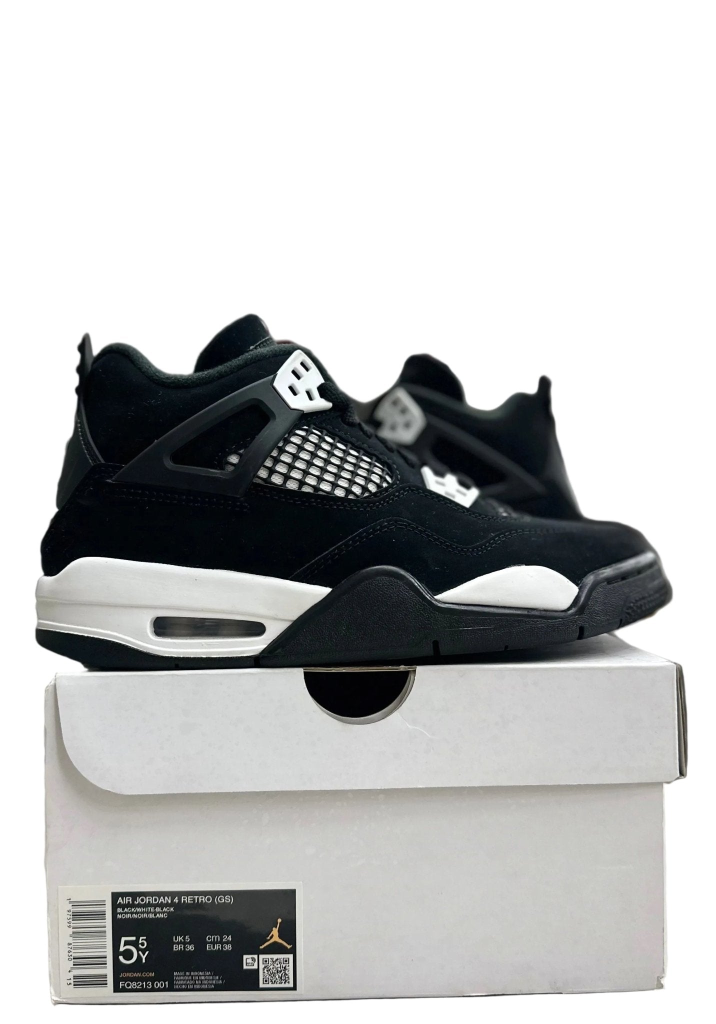 Jordan 4 Retro White Thunder Sz 5.5Y (PREOWNED) - Restock AveJordan 4 Retro White Thunder Sz 5.5Y (PREOWNED)Restock AveRestock Ave5.5yRestock Ave