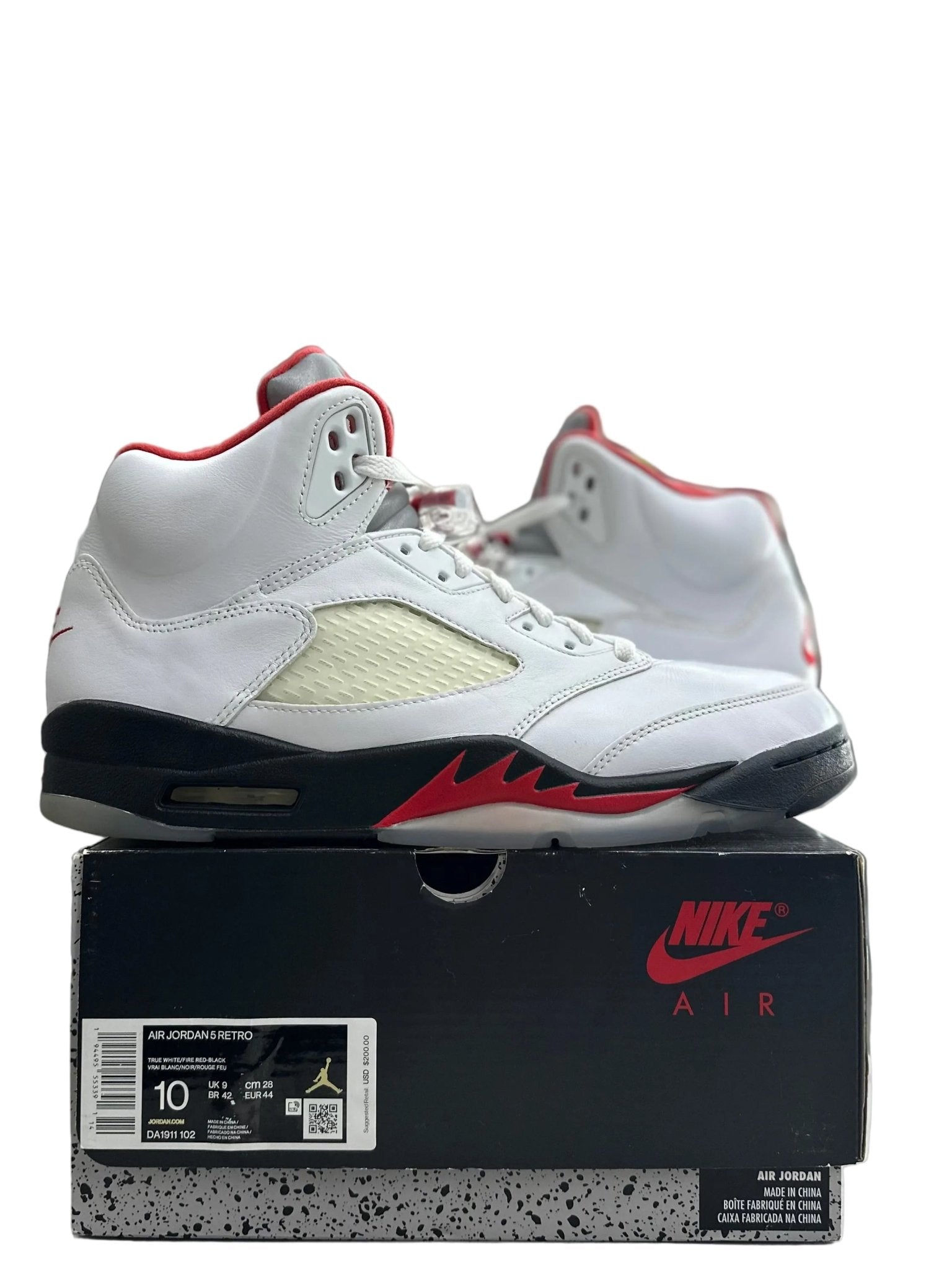 Jordan 5 Retro Fire Red Silver Tongue Sz 10 (PREOWNED) - Restock AveJordan 5 Retro Fire Red Silver Tongue Sz 10 (PREOWNED)Restock AveRestock Ave10Restock Ave