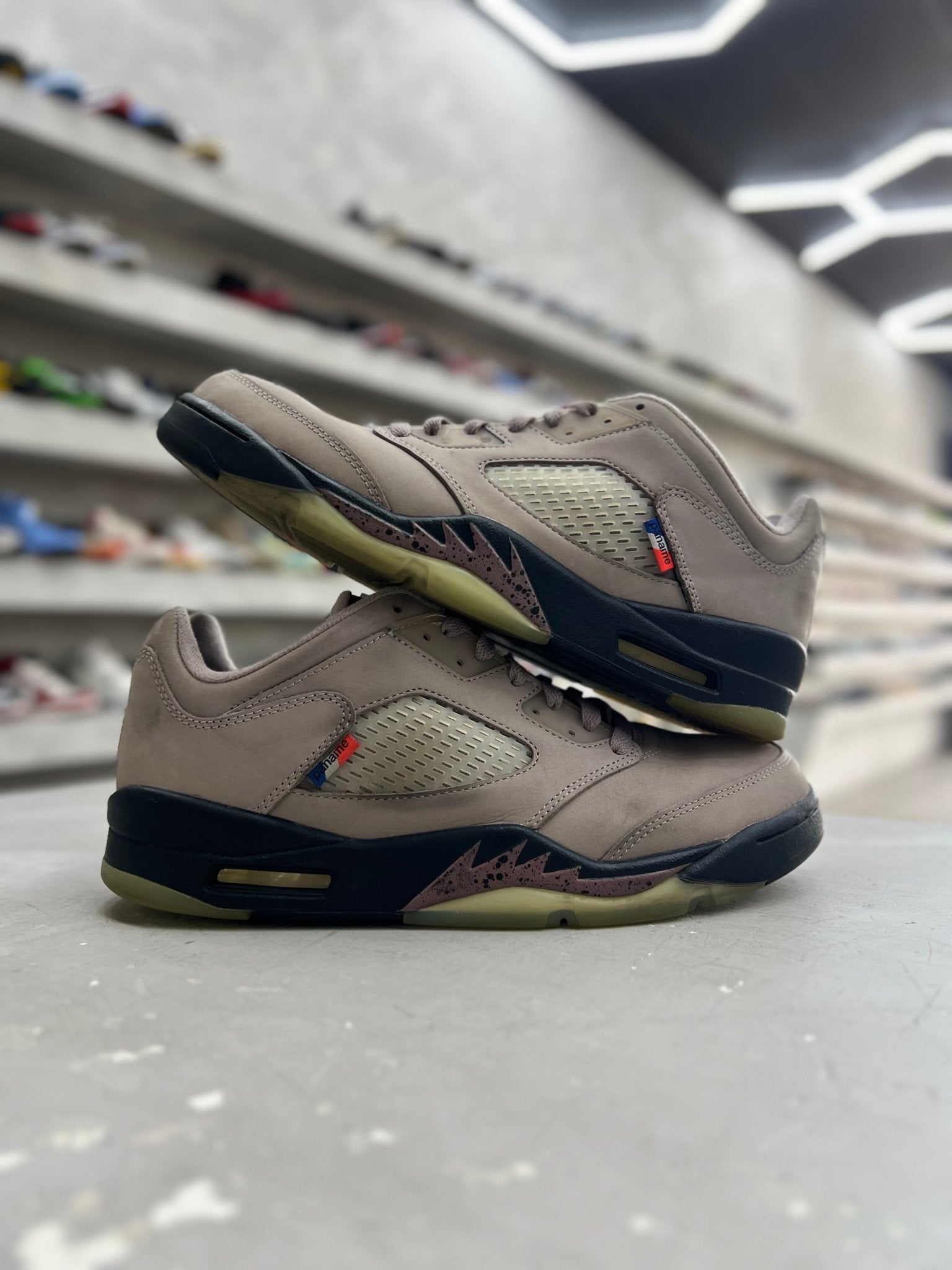Jordan 5 Retro Low PSG Sz 10 (PREOWNED)(NO BOX) - Restock AveJordan 5 Retro Low PSG Sz 10 (PREOWNED)(NO BOX)Restock AveRestock Ave10Restock Ave