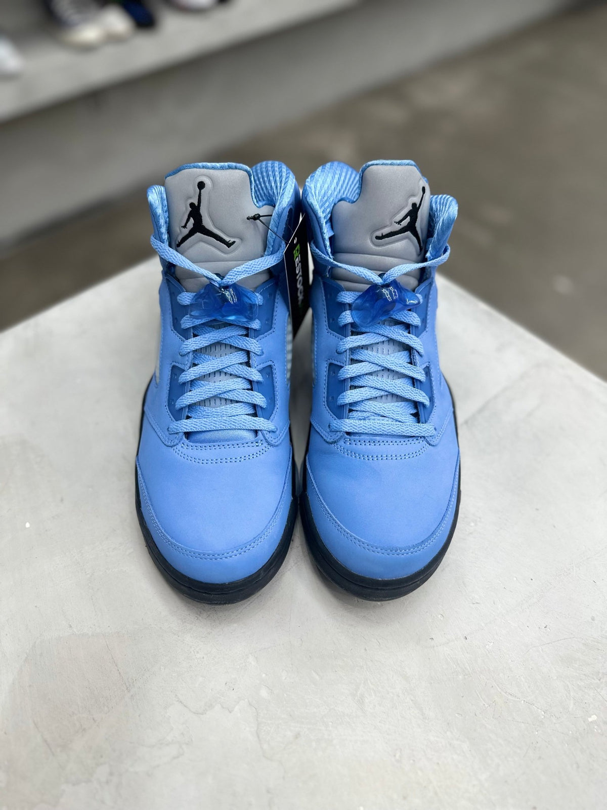 Jordan 5 Retro UNC University Blue Sz 11.5 (PREOWNED)(NO BOX) - Restock AveJordan 5 Retro UNC University Blue Sz 11.5 (PREOWNED)(NO BOX)Restock AveRestock Ave11.5Restock Ave
