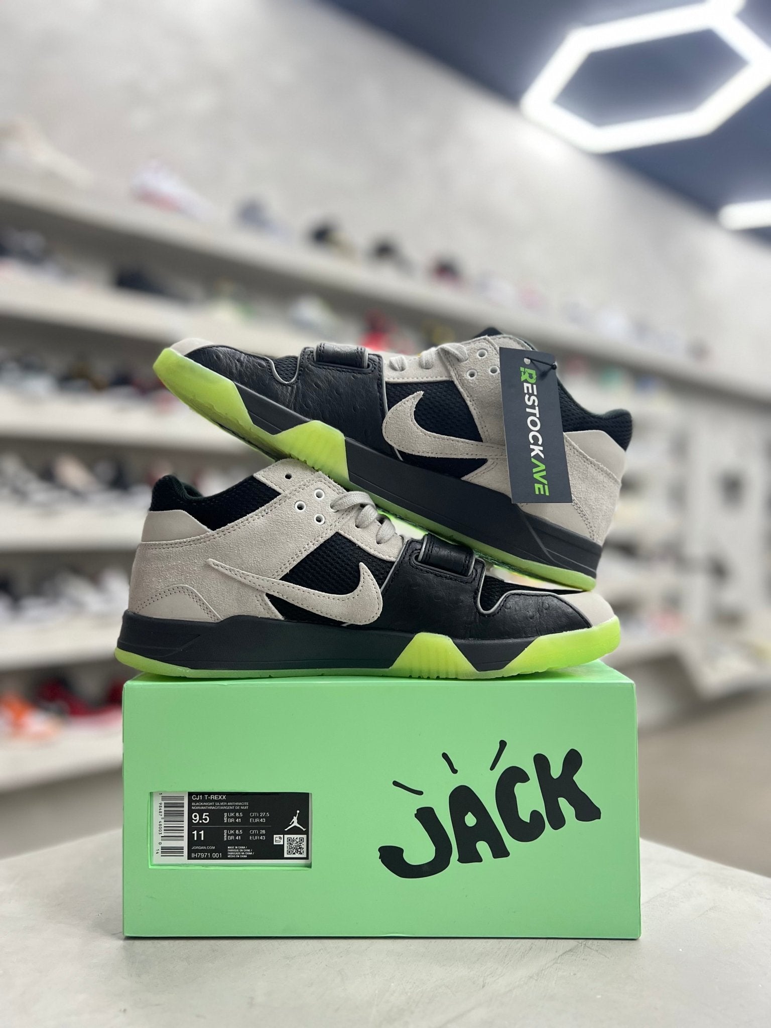 Jordan Jumpman Jack TR Travis Scott x Chase B Black Night Silver Sz 9.5 (PREOWNED) - Restock AveJordan Jumpman Jack TR Travis Scott x Chase B Black Night Silver Sz 9.5 (PREOWNED)Restock AveRestock Ave9.5Restock Ave