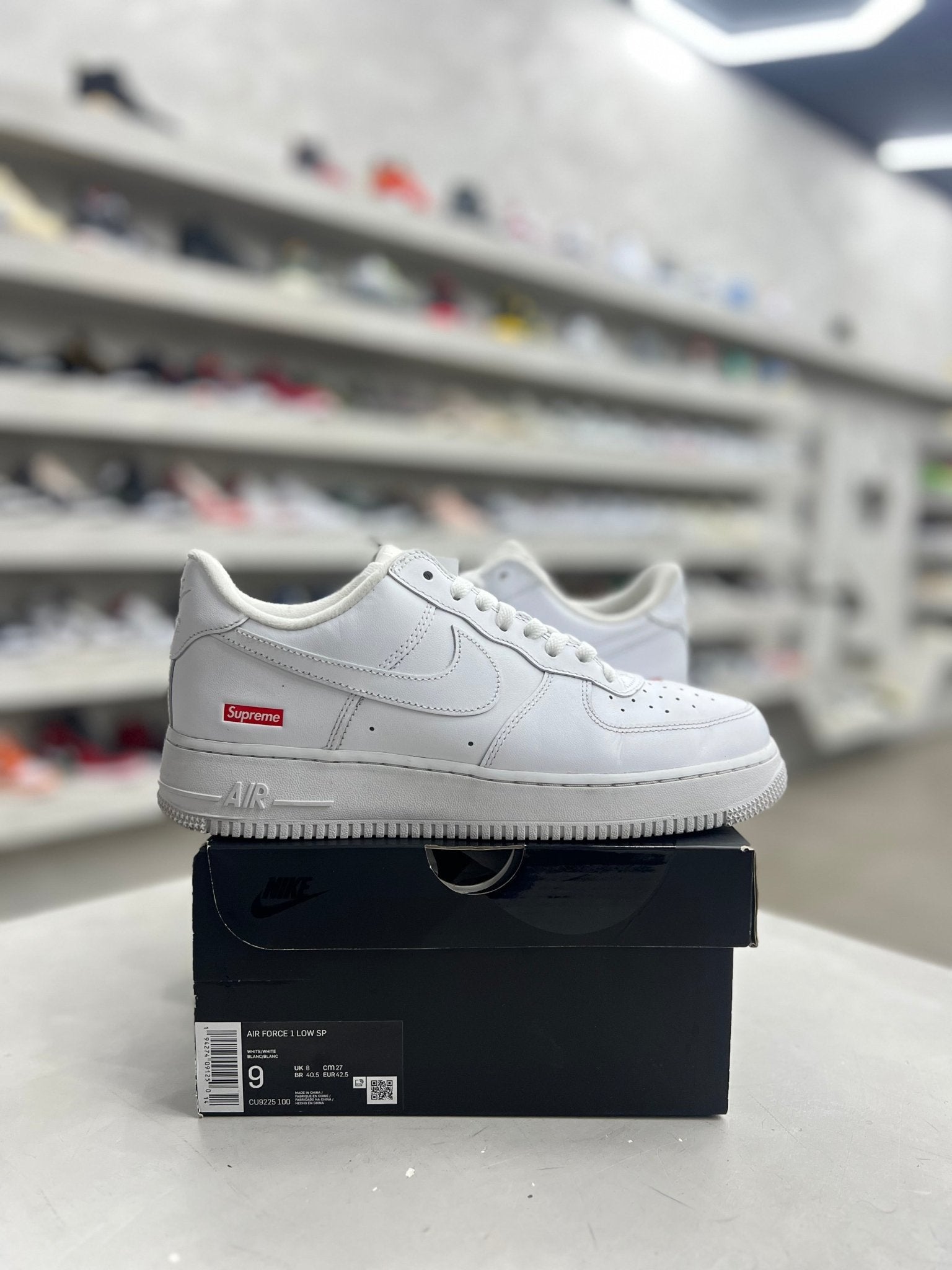 Nike Air Force 1 Low Supreme White Sz 9 (PREOWNED) - Restock AveNike Air Force 1 Low Supreme White Sz 9 (PREOWNED)Restock AveRestock Ave9Restock Ave