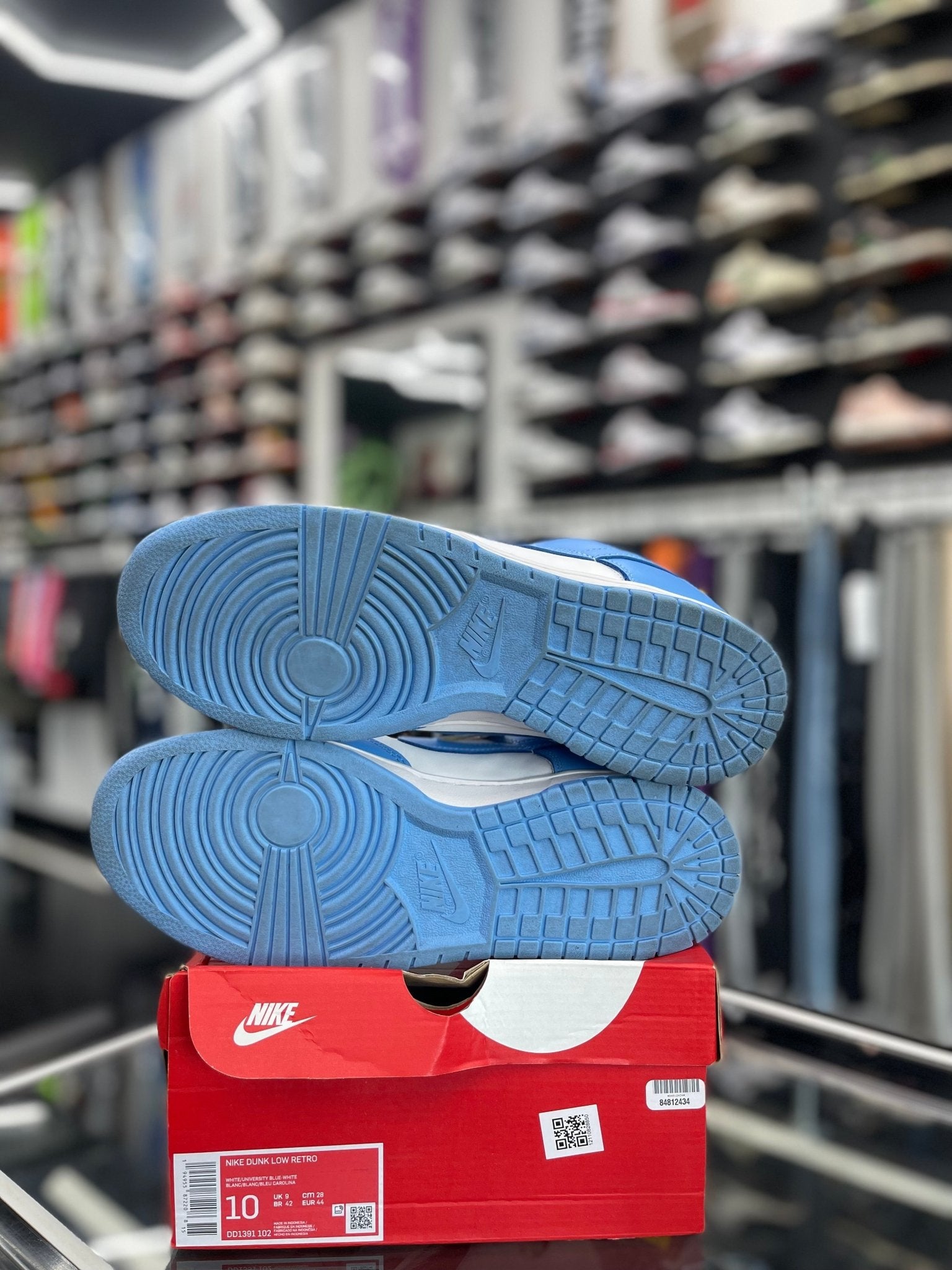 Nike Dunk Low Unc Sz 10 (preowned) - Restock AveNike Dunk Low Unc Sz 10 (preowned)Restock AveRestock Ave10Restock Ave