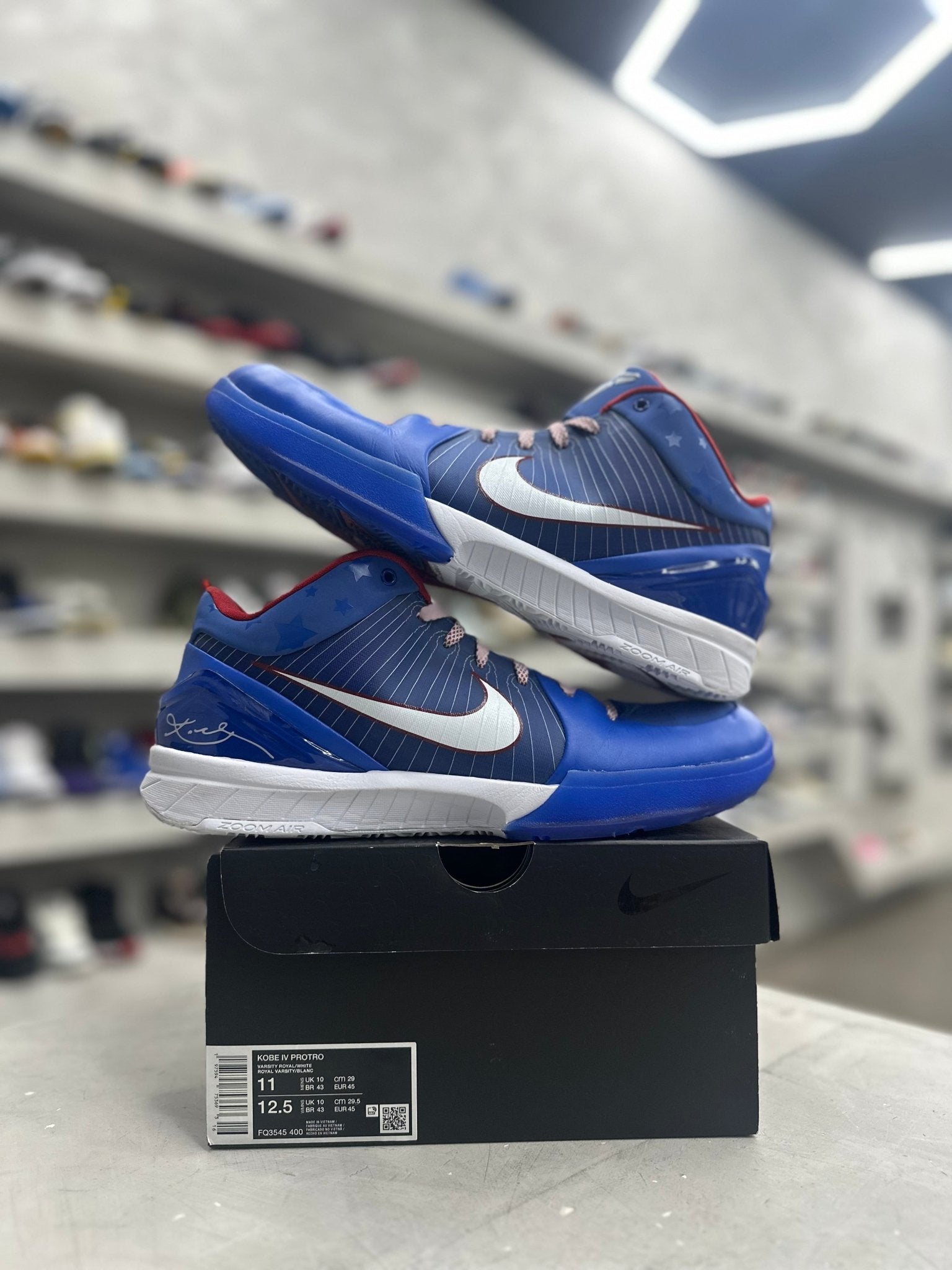 Nike Kobe 4 Protro Philly Sz 11 (PREOWNED) - Restock AveNike Kobe 4 Protro Philly Sz 11 (PREOWNED)Restock AveRestock Ave11Restock Ave