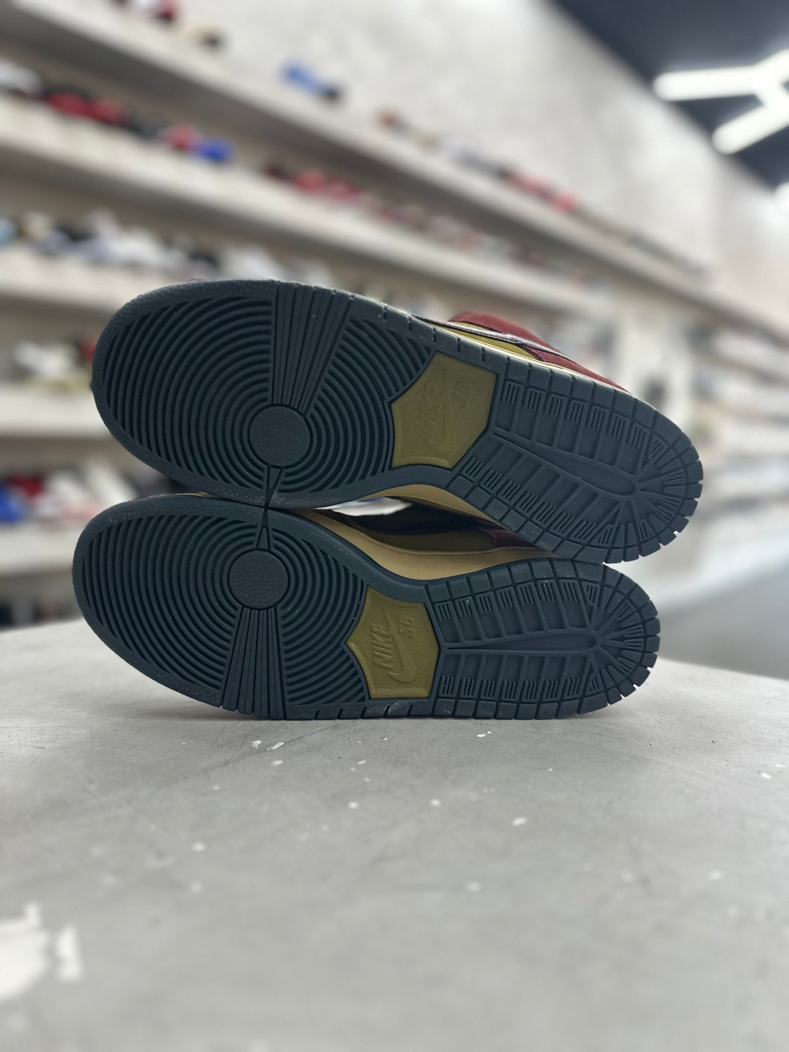 Nike SB Dunk Low Dark Team Red Olive Flak Sz 9 (PREOWNED) (NO BOX) - Restock AveNike SB Dunk Low Dark Team Red Olive Flak Sz 9 (PREOWNED) (NO BOX)Restock AveRestock Ave9Restock Ave