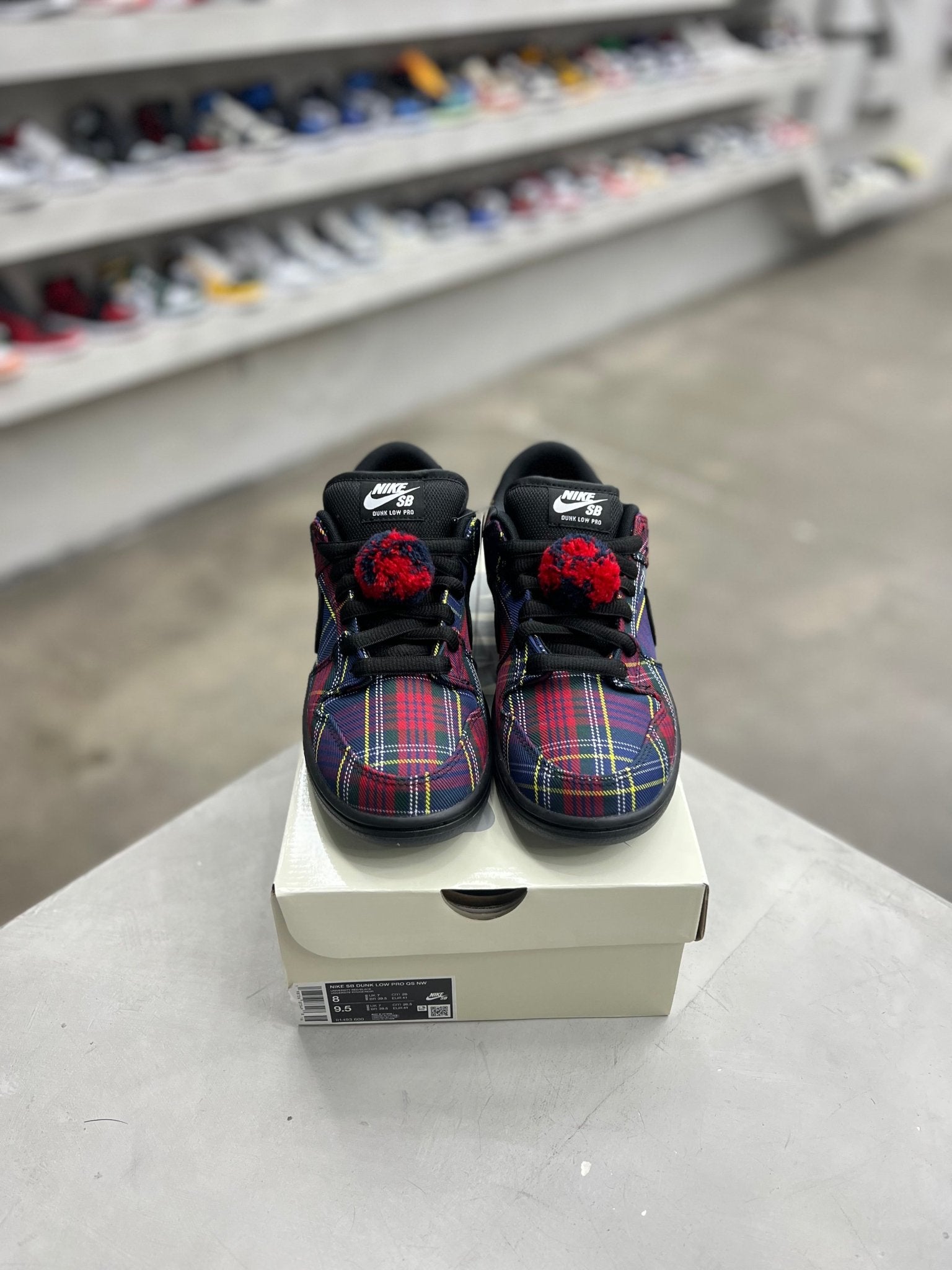 Nike SB Dunk Low Nardwuar Sz 8 (PREOWNED) - Restock AveNike SB Dunk Low Nardwuar Sz 8 (PREOWNED)Restock AveRestock Ave8Restock Ave