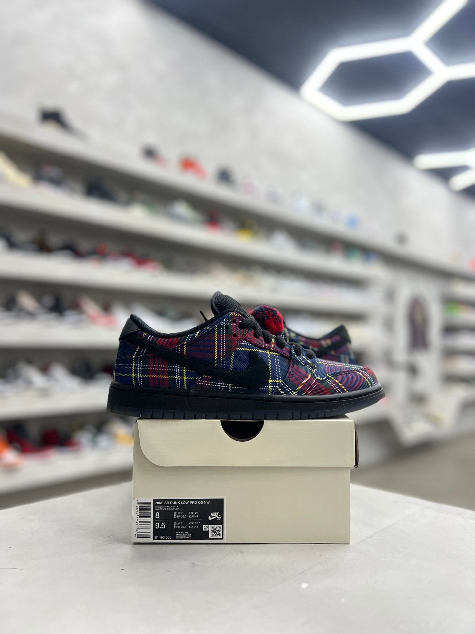 Nike SB Dunk Low Nardwuar Sz 8 (PREOWNED) - Restock AveNike SB Dunk Low Nardwuar Sz 8 (PREOWNED)Restock AveRestock Ave8Restock Ave