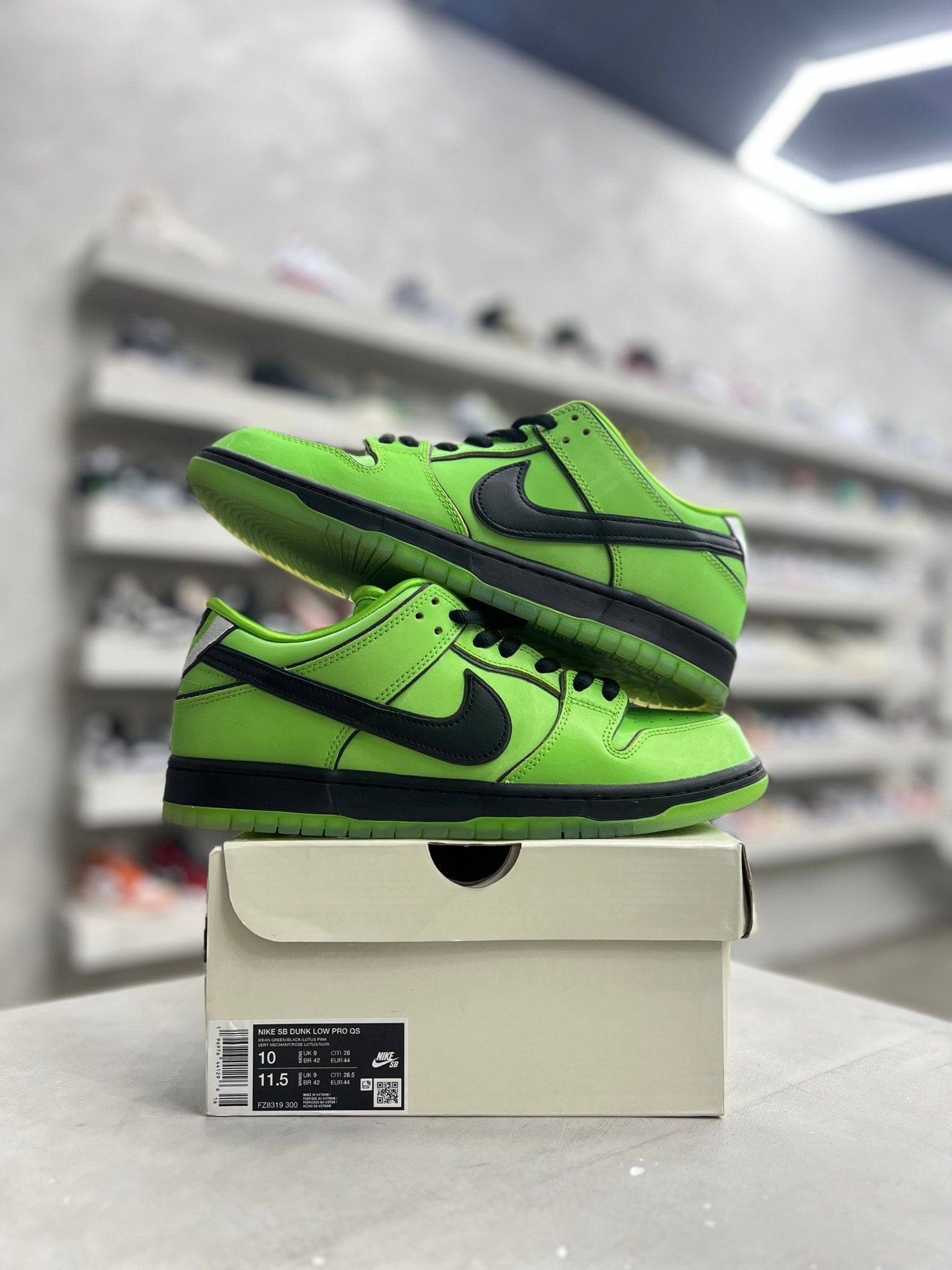 Nike SB Dunk Low The Powerpuff Girls Buttercup Sz 10 (PREOWNED) - Restock AveNike SB Dunk Low The Powerpuff Girls Buttercup Sz 10 (PREOWNED)Restock AveRestock Ave10Restock Ave