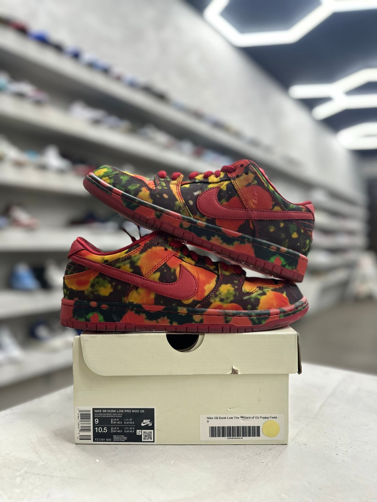 Nike SB Dunk Low The Wizard of Oz Poppy Field Sz 9 (PREOWNED) - Restock AveNike SB Dunk Low The Wizard of Oz Poppy Field Sz 9 (PREOWNED)Restock AveRestock Ave9Restock Ave