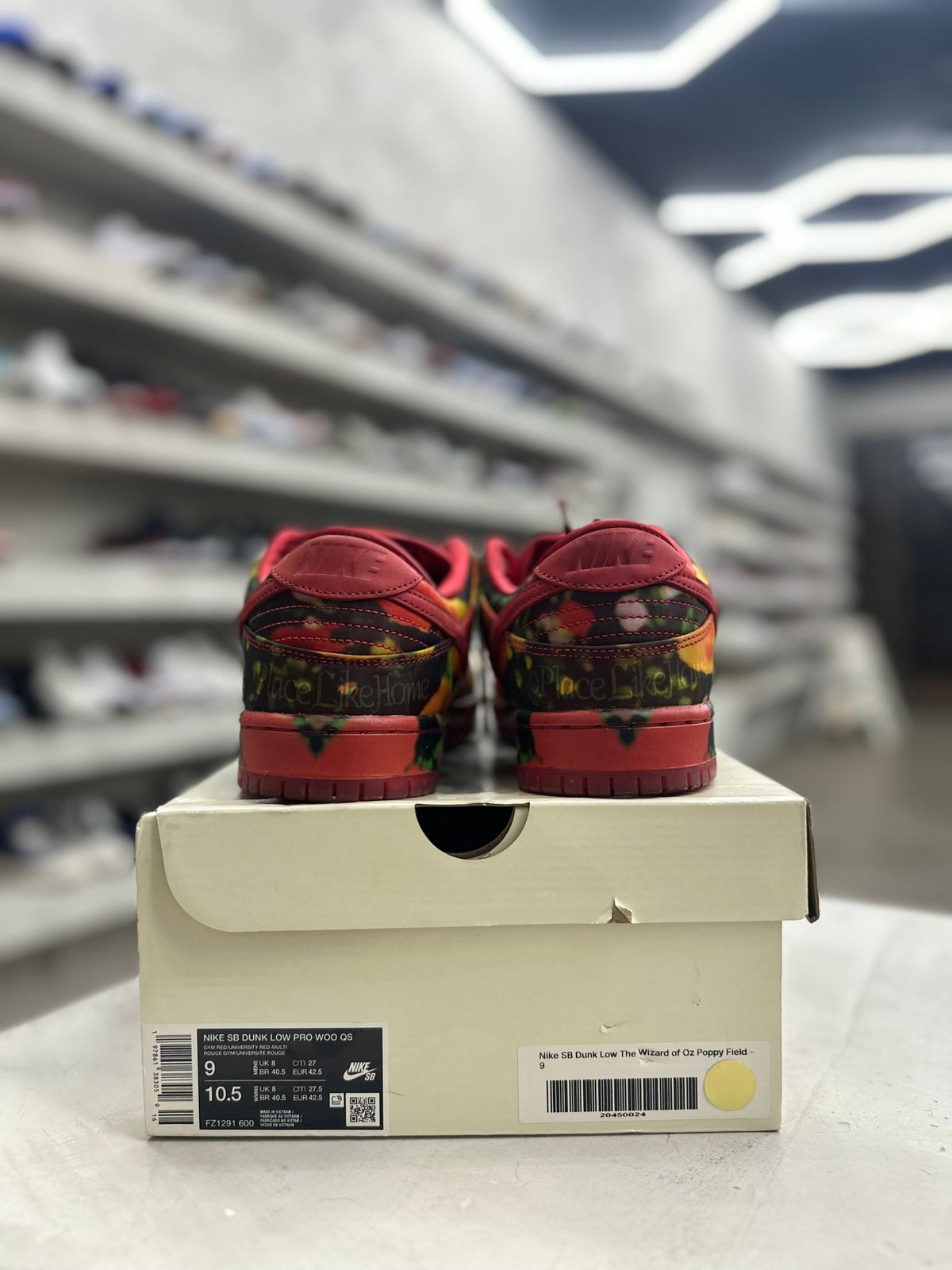 Nike SB Dunk Low The Wizard of Oz Poppy Field Sz 9 (PREOWNED) - Restock AveNike SB Dunk Low The Wizard of Oz Poppy Field Sz 9 (PREOWNED)Restock AveRestock Ave9Restock Ave