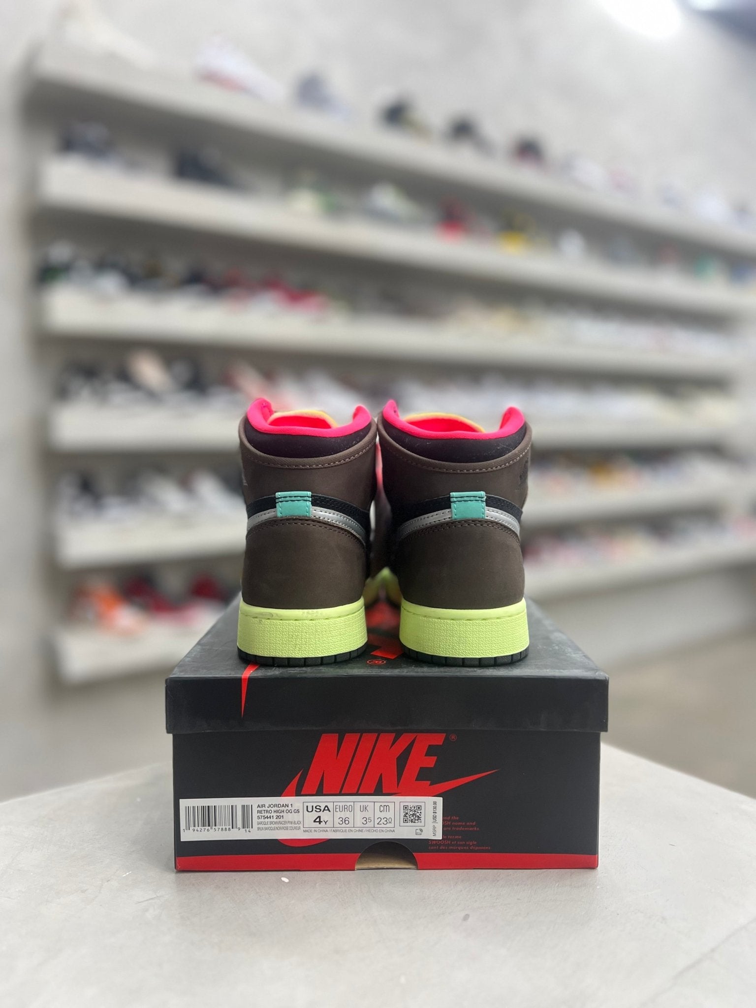 1 Retro High Tokyo Sz 4y (PREOWNED) - Restock Ave1 Retro High Tokyo Sz 4y (PREOWNED)Restock AveRestock Ave4yRestock Ave