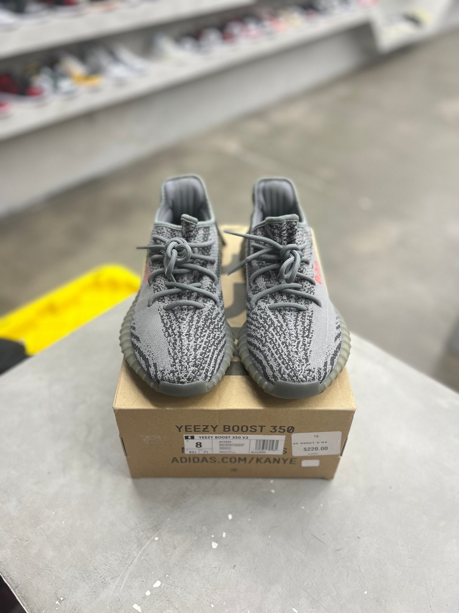 yeezy boost 350 v2 beluga 2.0 box adidas Yeezy Boost 350 V2, Beluga 2.0 Sz 8 (PREOWNED)