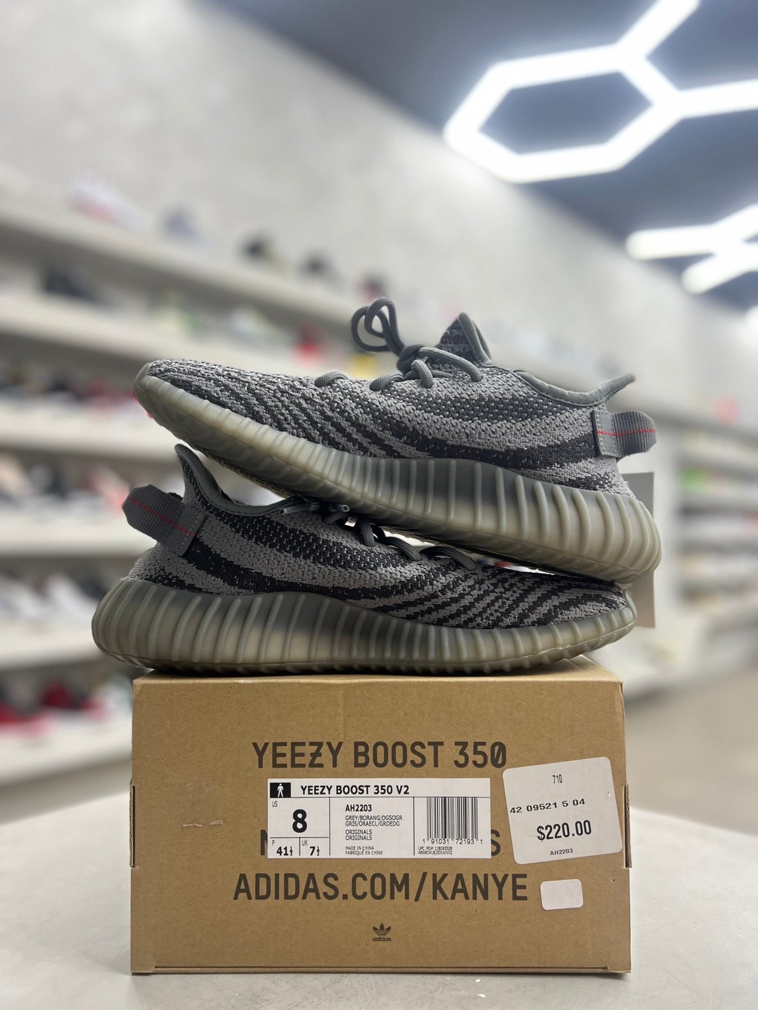 adidas Yeezy Boost 350 V2 Beluga 2.0 Sz 8 (PREOWNED) - Restock Aveadidas Yeezy Boost 350 V2 Beluga 2.0 Sz 8 (PREOWNED)Restock AveRestock Ave894248307Restock Ave
