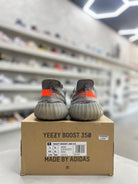 adidas Yeezy Boost 350 V2 Beluga Reflective Sz 9 (PREOWNED) - Restock Aveadidas Yeezy Boost 350 V2 Beluga Reflective Sz 9 (PREOWNED)Restock AveRestock Ave9Restock Ave